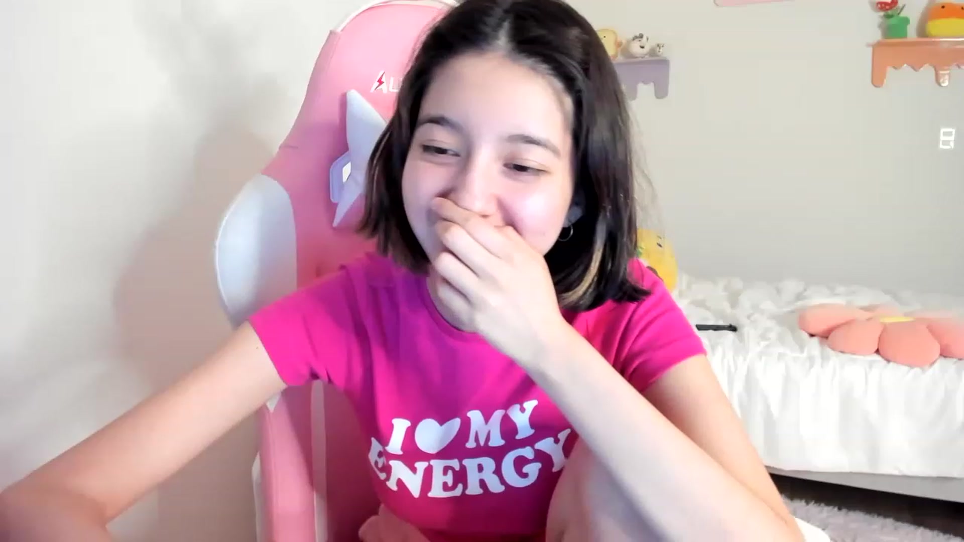 Gallery image thumbnail from Cherrycute666's myfreecams stream on, 05/22/2023, 03:57 image 19 of 20