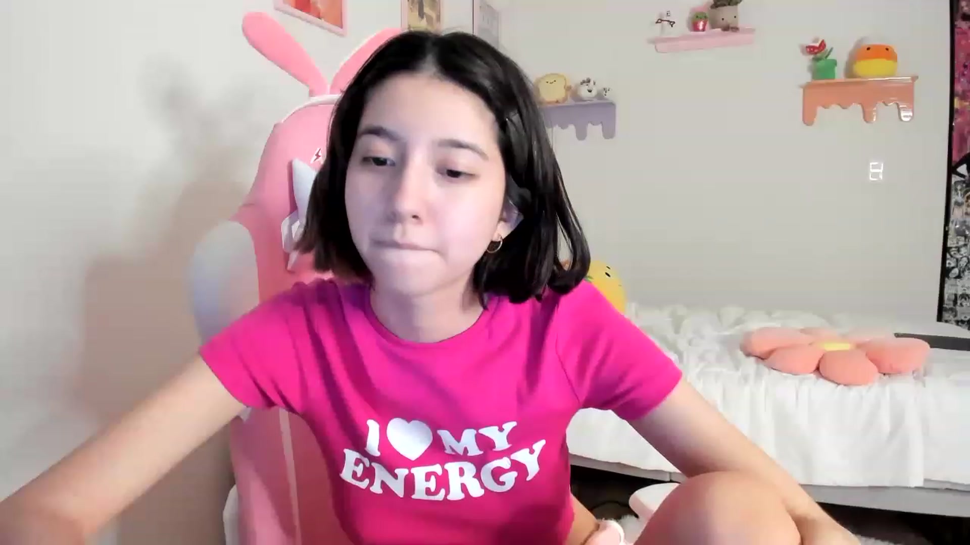 Gallery image thumbnail from Cherrycute666's myfreecams stream on, 05/22/2023, 09:57 image 8 of 20