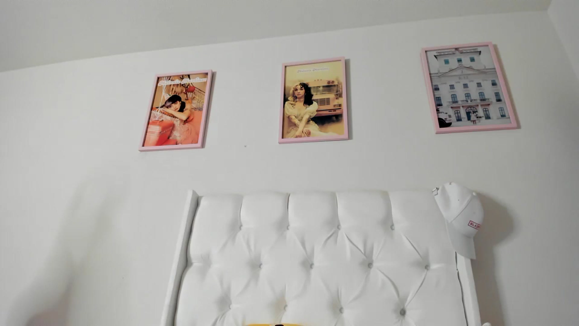 Gallery image thumbnail from Cherrycute666's myfreecams stream on, 05/22/2023, 13:08 image 13 of 20