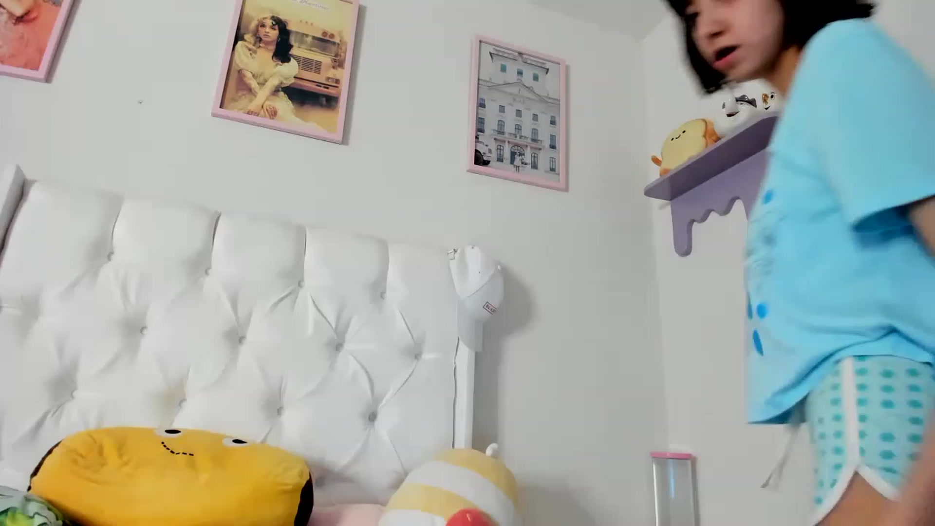 Gallery image thumbnail from Cherrycute666's myfreecams stream on, 05/22/2023, 13:08 image 15 of 20