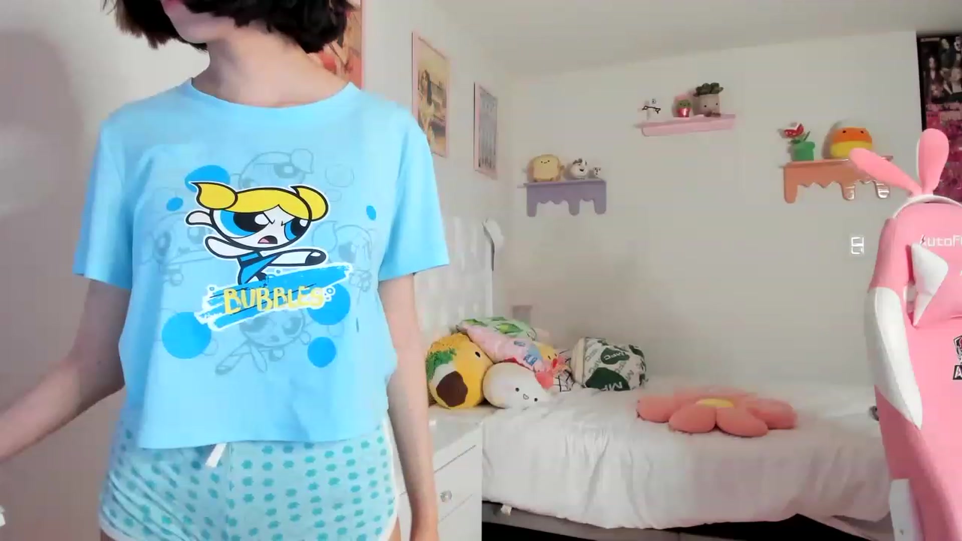 Gallery image thumbnail from Cherrycute666's myfreecams stream on, 05/23/2023, 08:04 image 7 of 20