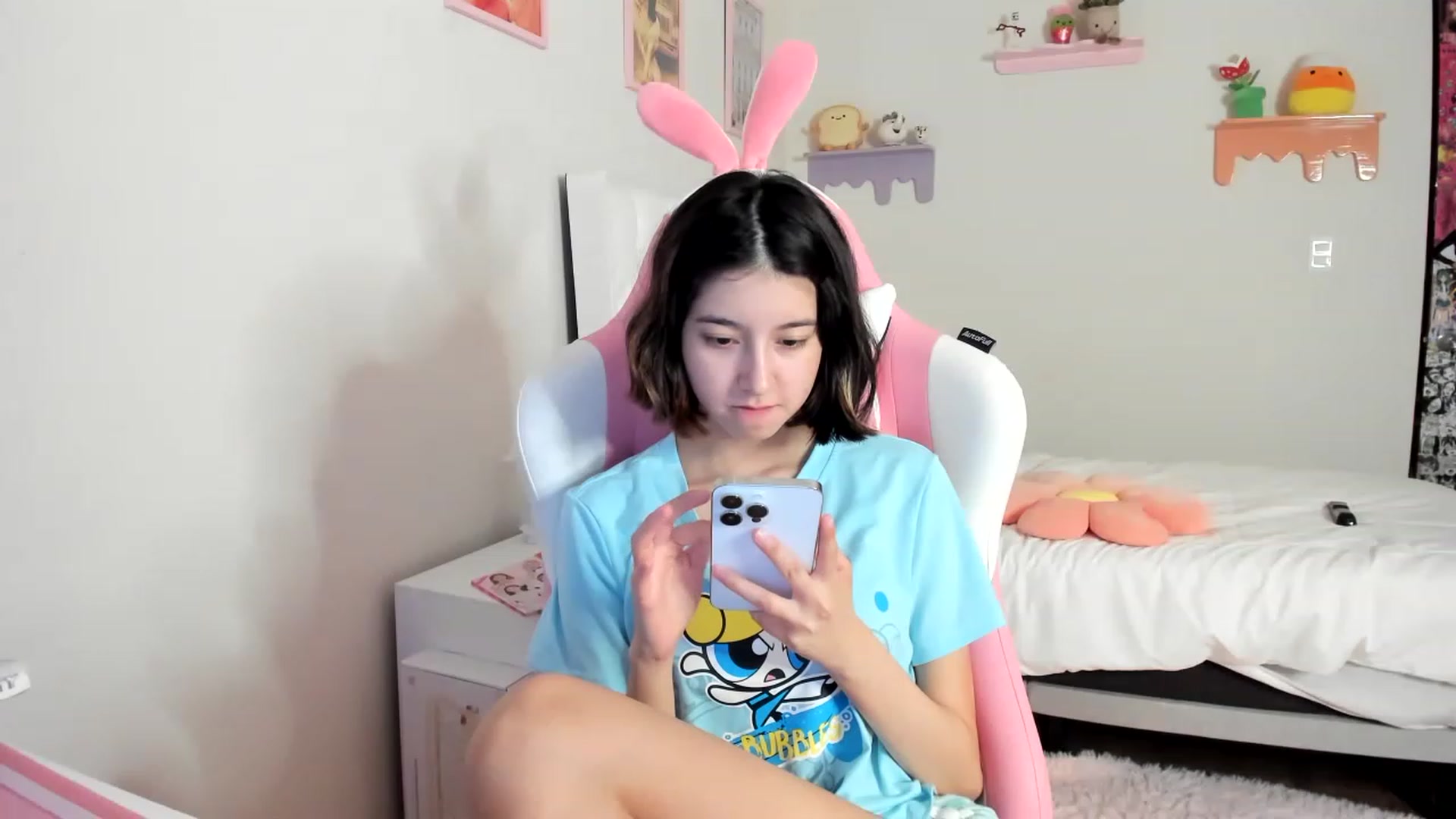 Gallery image thumbnail from Cherrycute666's myfreecams stream on, 05/23/2023, 08:04 image 3 of 20