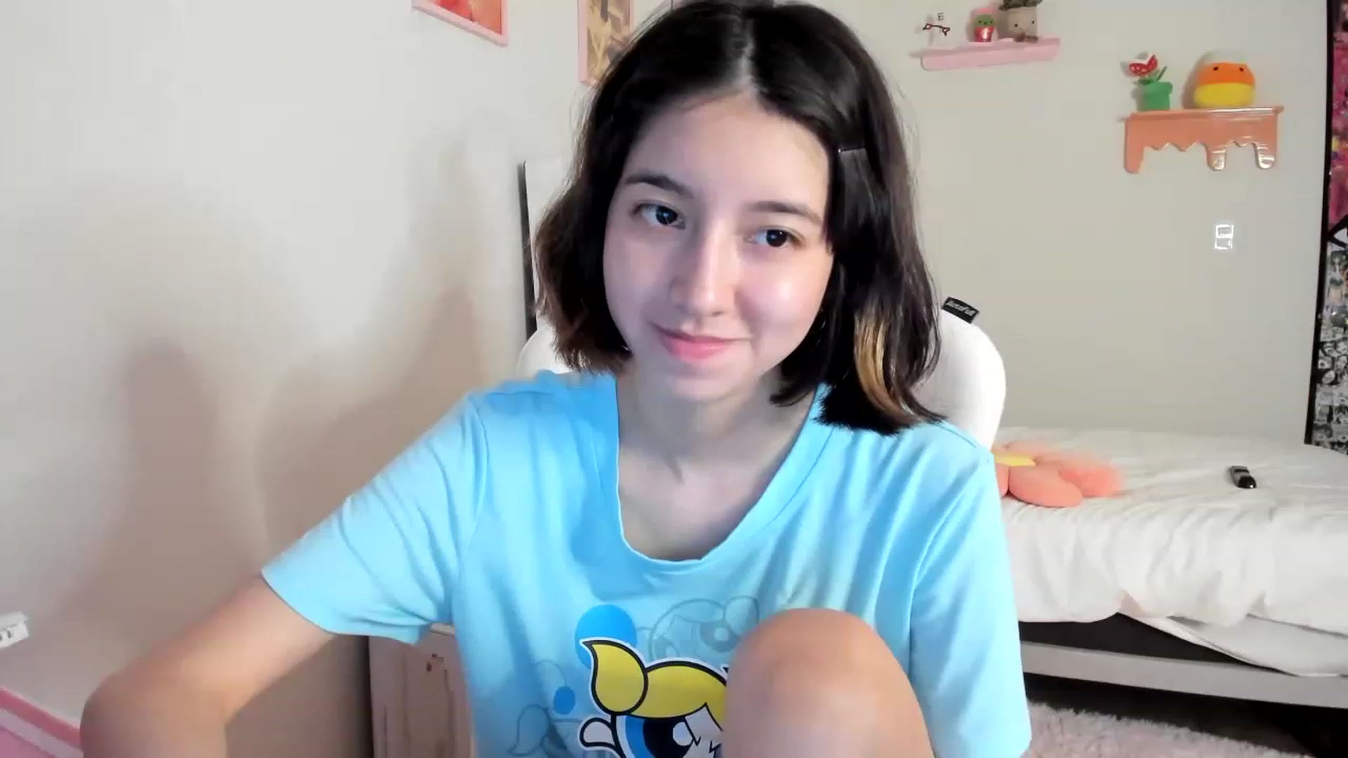 Gallery image thumbnail from Cherrycute666's myfreecams stream on, 05/23/2023, 08:04 image 2 of 20