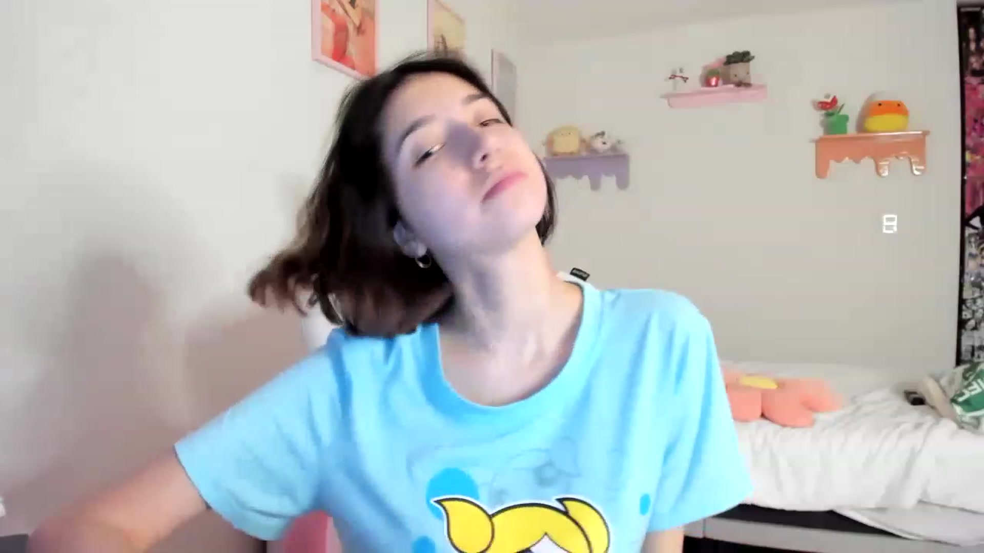 Gallery image thumbnail from Cherrycute666's myfreecams stream on, 05/23/2023, 10:39 image 15 of 20