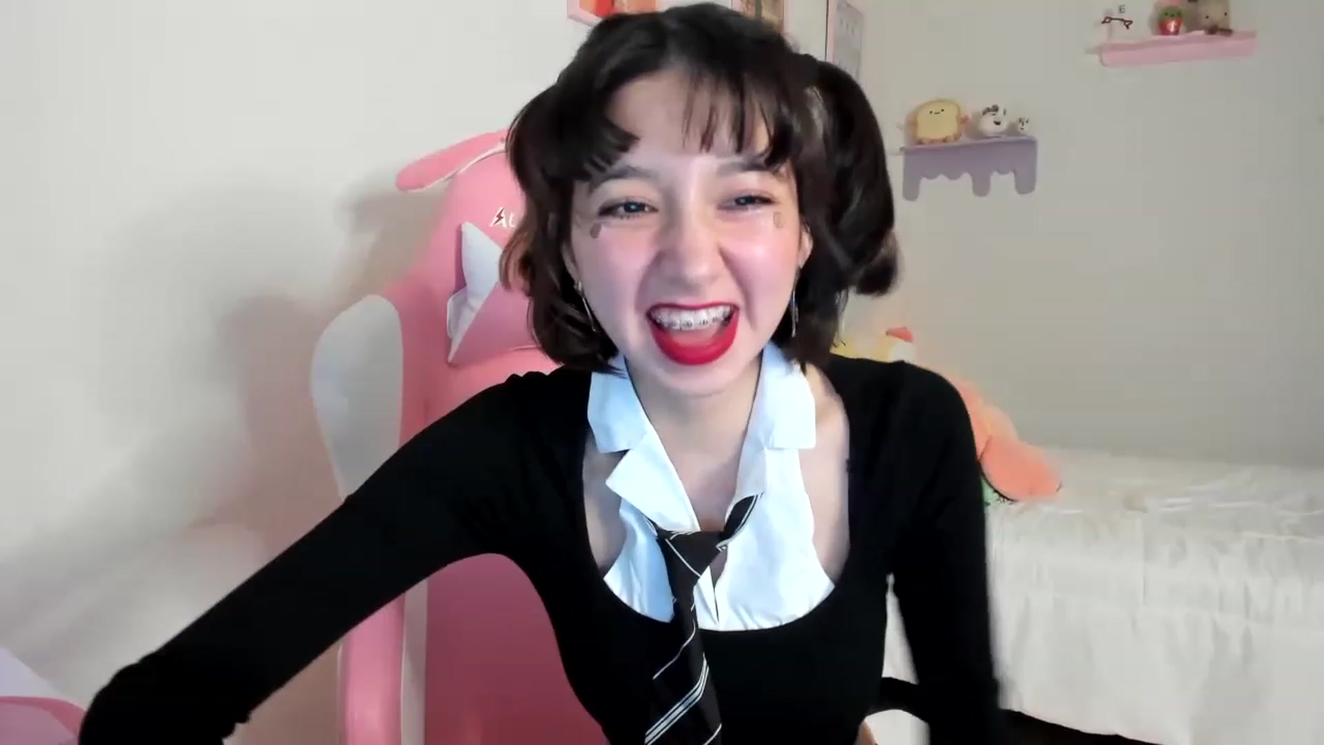 Gallery image thumbnail from Cherrycute666's myfreecams stream on, 05/24/2023, 06:12 image 2 of 20