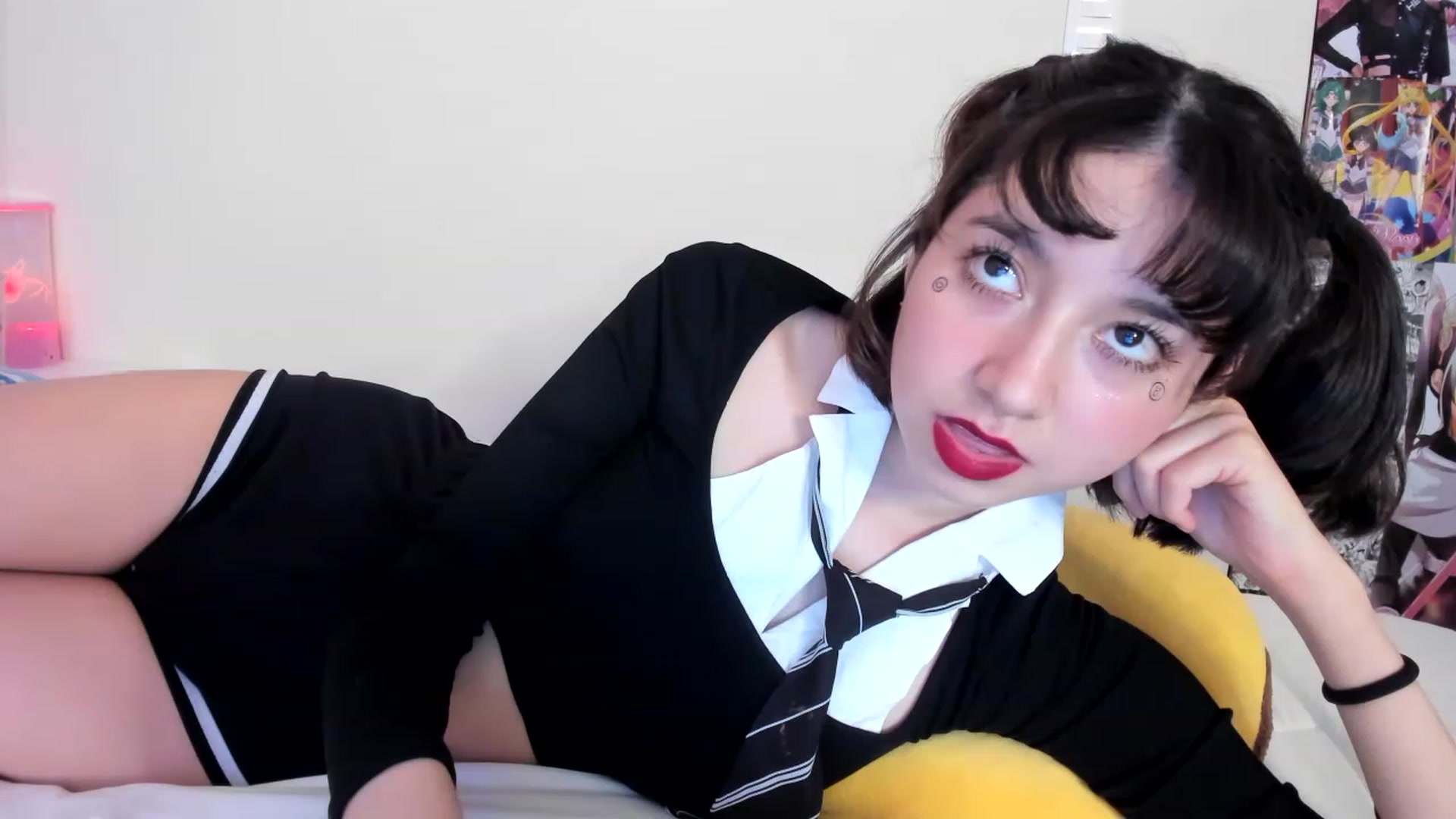Gallery image thumbnail from Cherrycute666's myfreecams stream on, 05/24/2023, 07:41 image 10 of 20