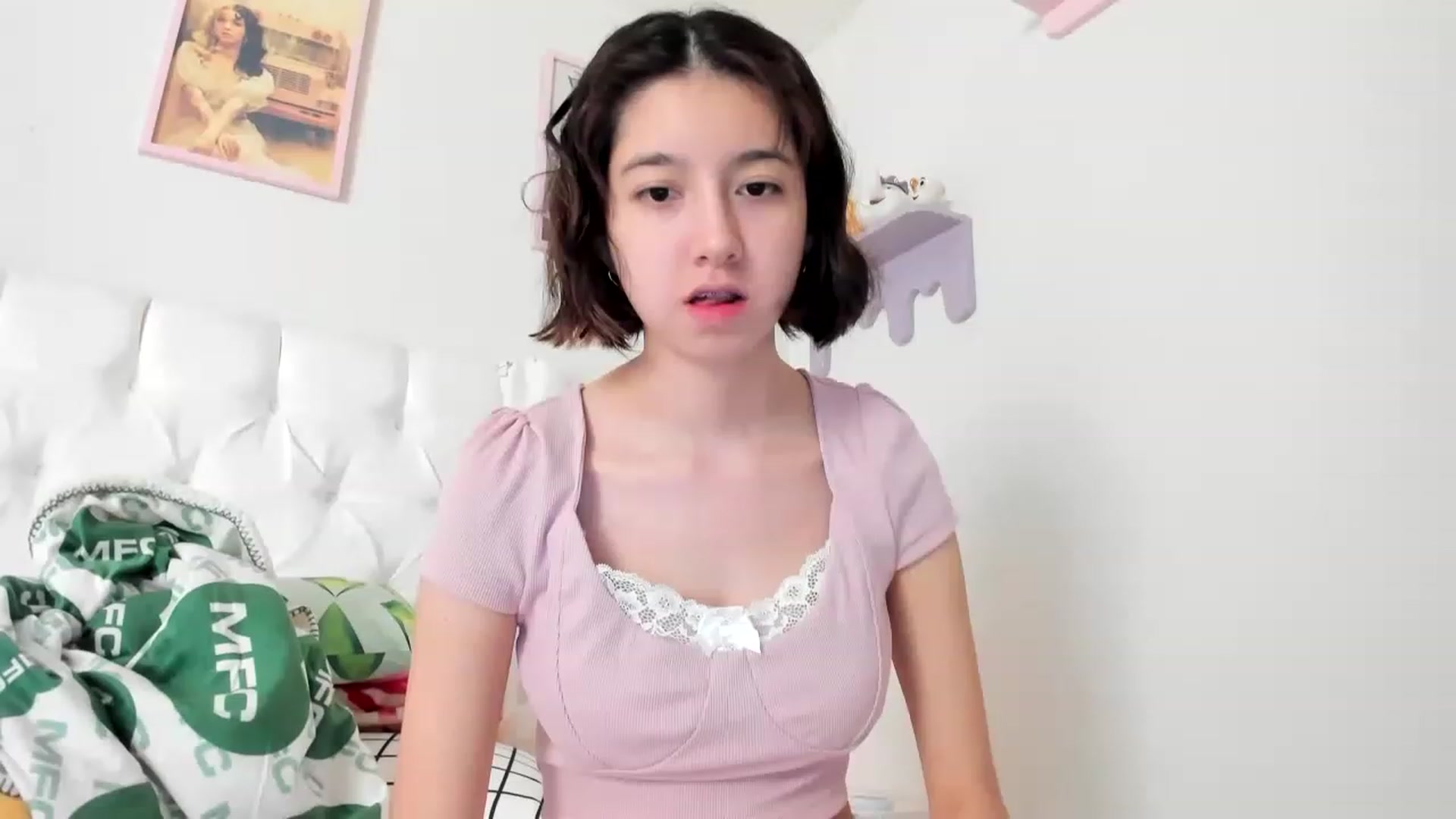 Gallery image thumbnail from Cherrycute666's myfreecams stream on, 05/24/2023, 16:45 image 2 of 20
