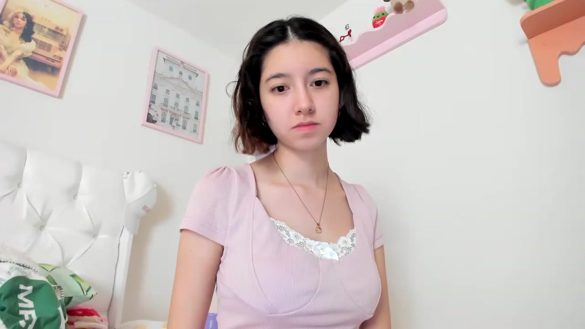 Gallery image thumbnail from Cherrycute666's myfreecams stream on, 05/24/2023, 16:45 image 14 of 20