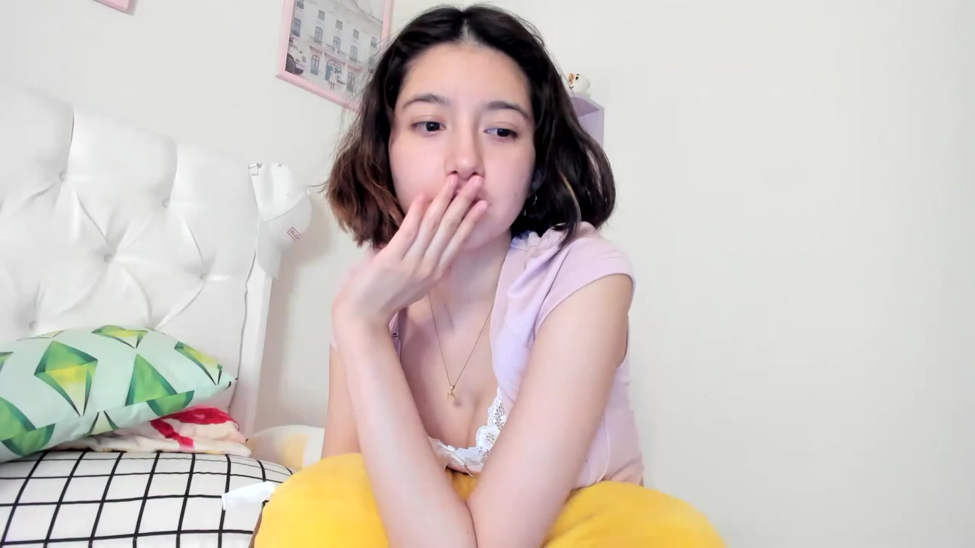 Gallery image thumbnail from Cherrycute666's myfreecams stream on, 05/24/2023, 21:23 image 14 of 20