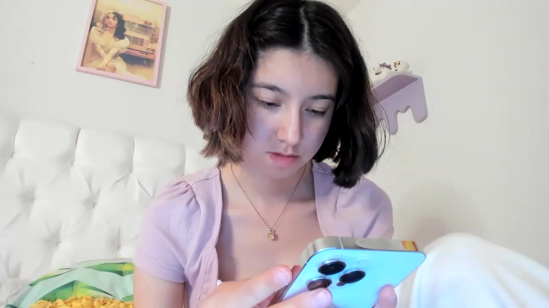 Gallery image thumbnail from Cherrycute666's myfreecams stream on, 05/25/2023, 24:34 image 7 of 20