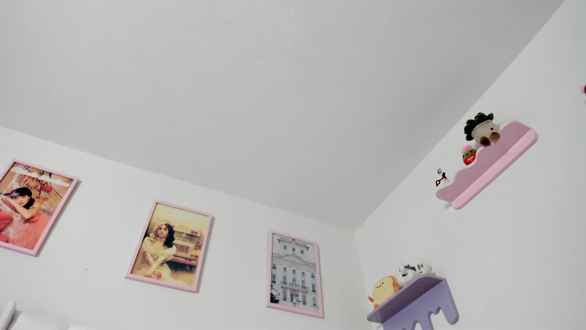 Gallery image thumbnail from Cherrycute666's myfreecams stream on, 05/25/2023, 24:34 image 4 of 20