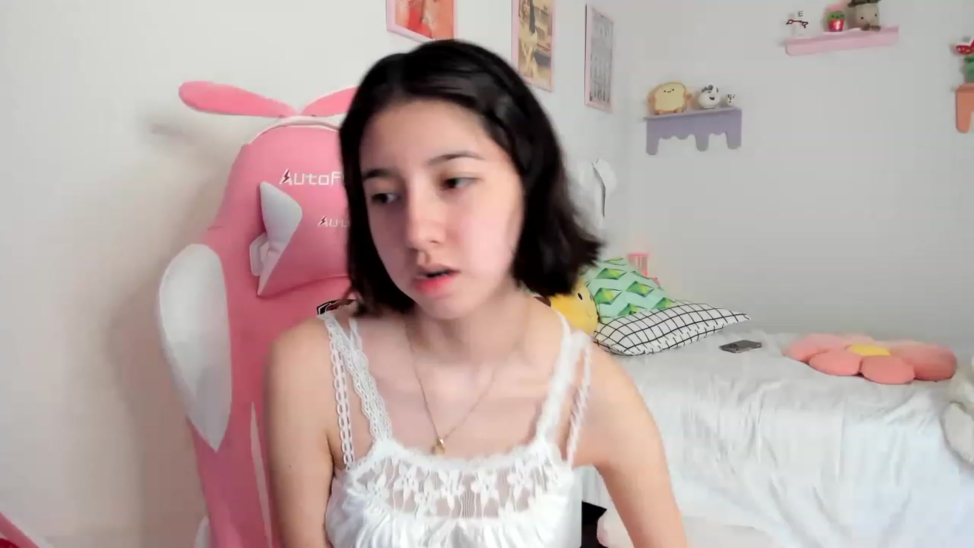 Gallery image thumbnail from Cherrycute666's myfreecams stream on, 05/25/2023, 17:49 image 4 of 20