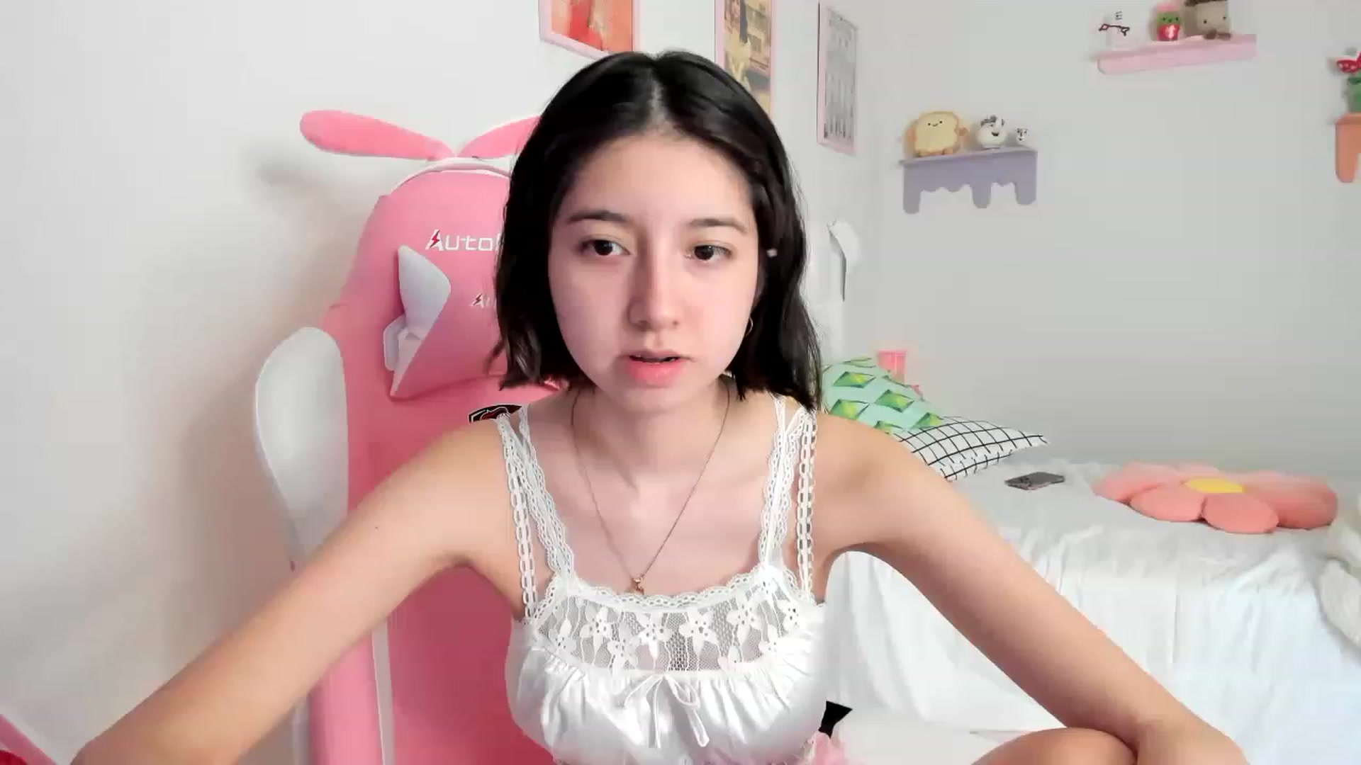 Gallery image thumbnail from Cherrycute666's myfreecams stream on, 05/25/2023, 17:49 image 3 of 20
