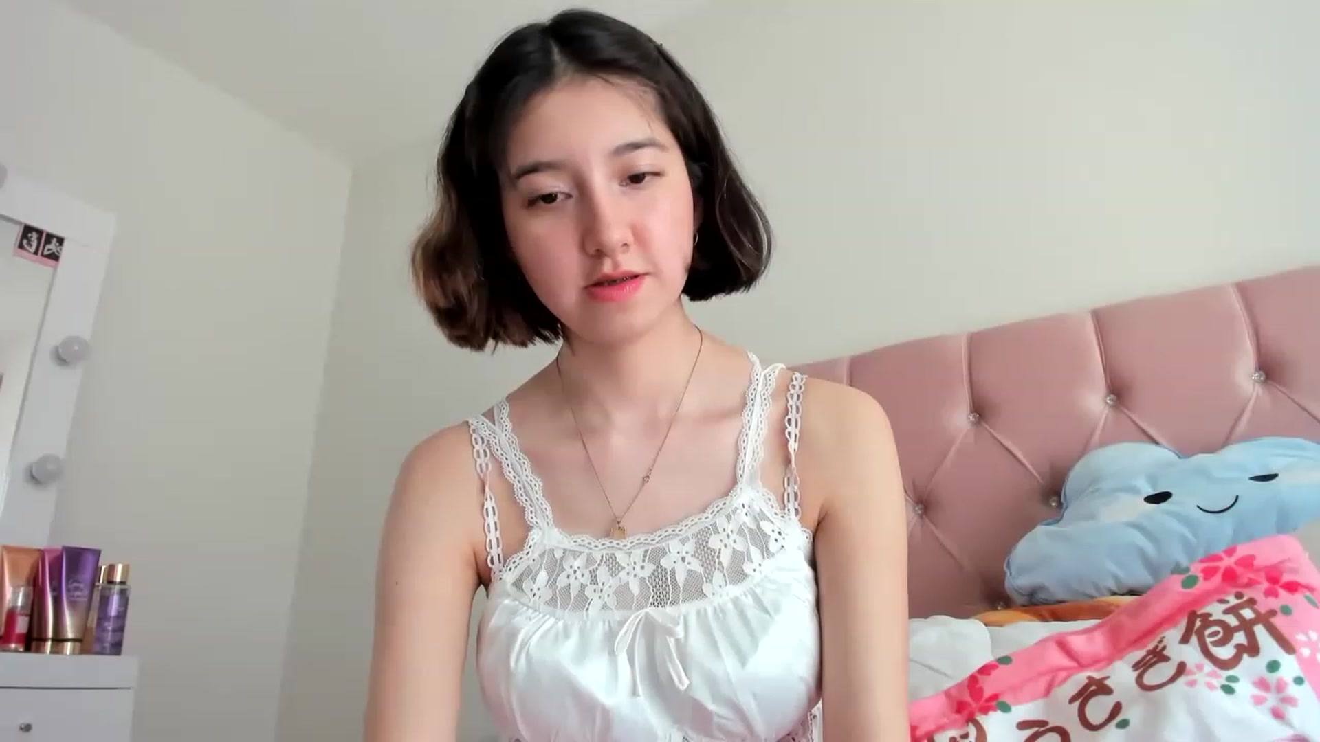 Gallery image thumbnail from Cherrycute666's myfreecams stream on, 05/25/2023, 22:21 image 11 of 20