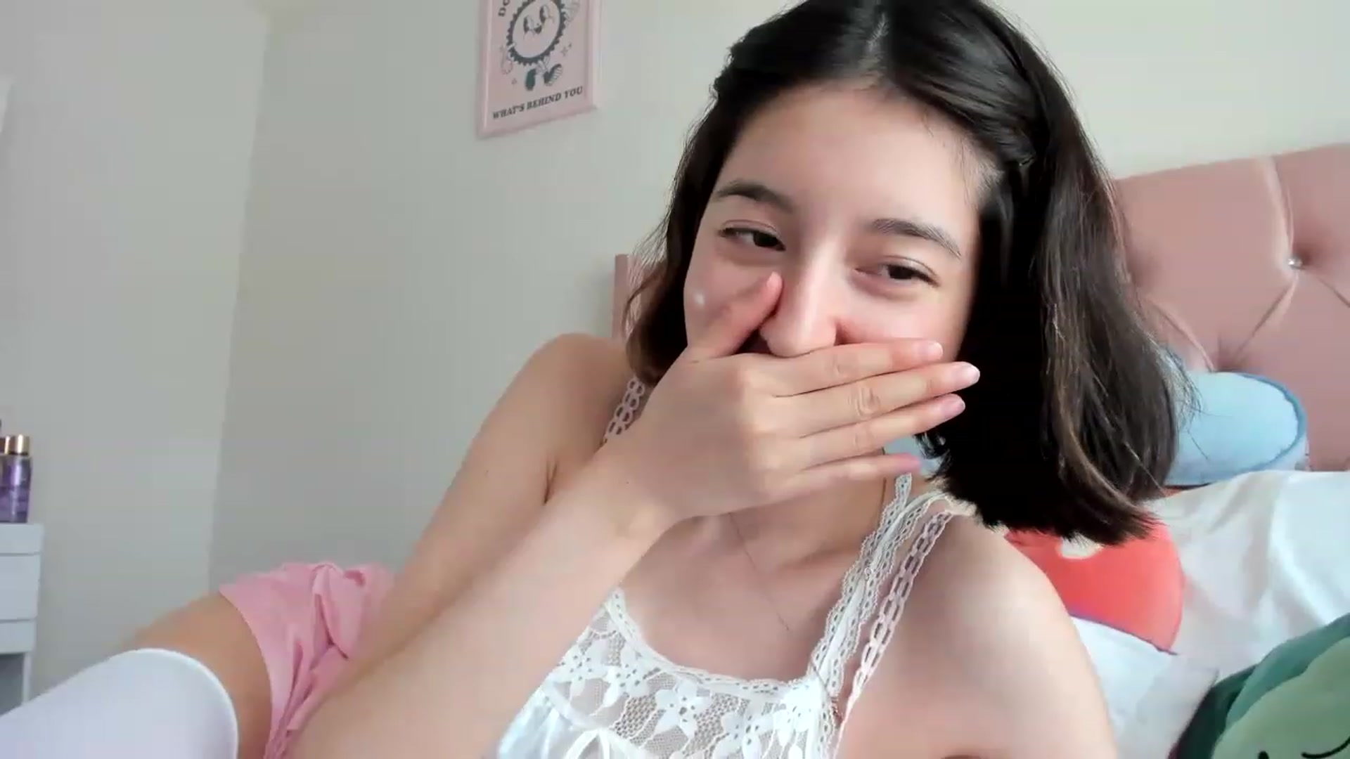 Gallery image thumbnail from Cherrycute666's myfreecams stream on, 05/26/2023, 24:07 image 2 of 20