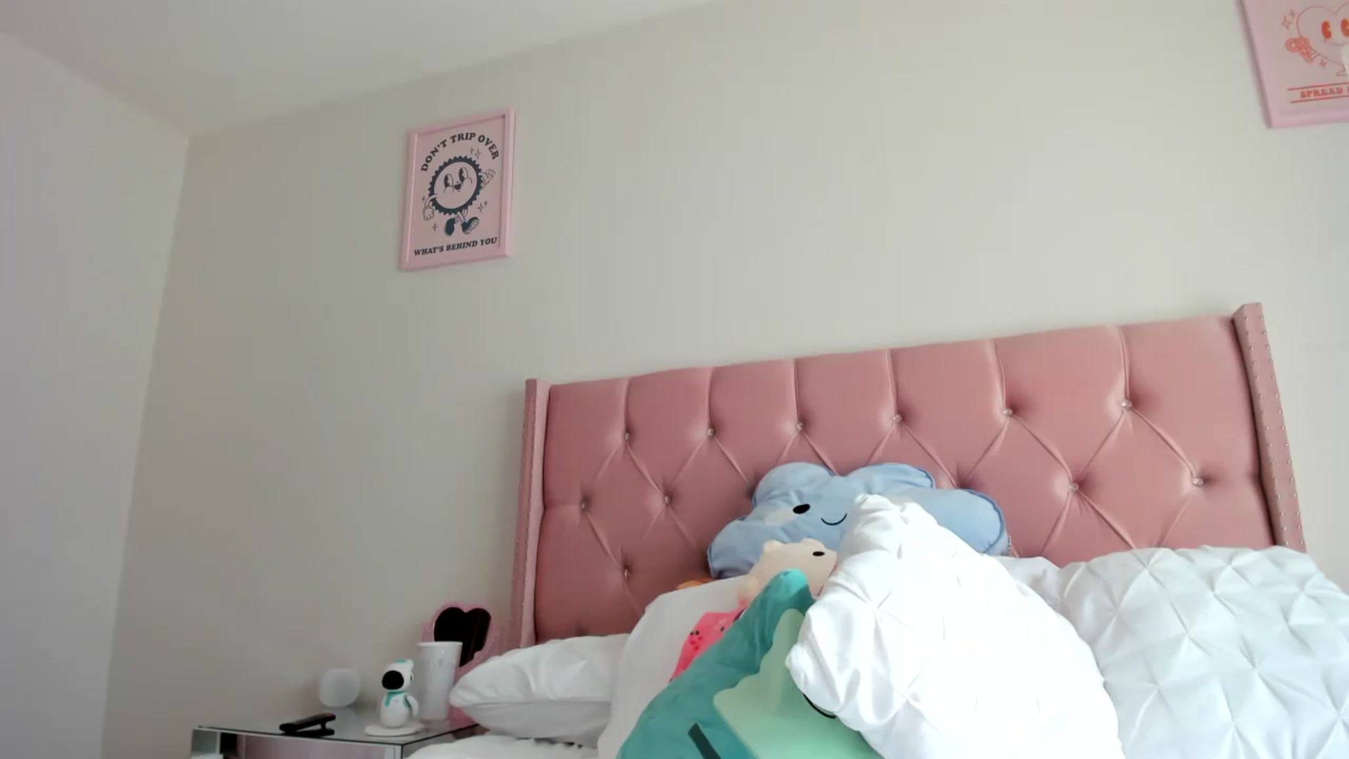 Gallery image thumbnail from Cherrycute666's myfreecams stream on, 05/26/2023, 24:07 image 5 of 20
