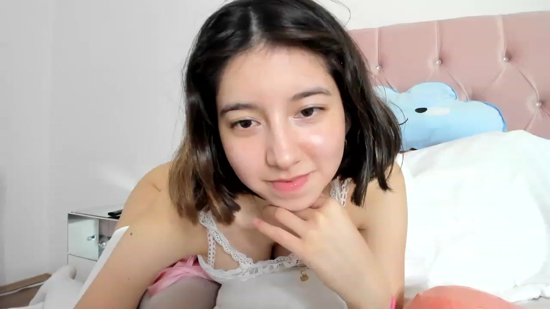 Gallery image thumbnail from Cherrycute666's myfreecams stream on, 05/26/2023, 02:49 image 9 of 20