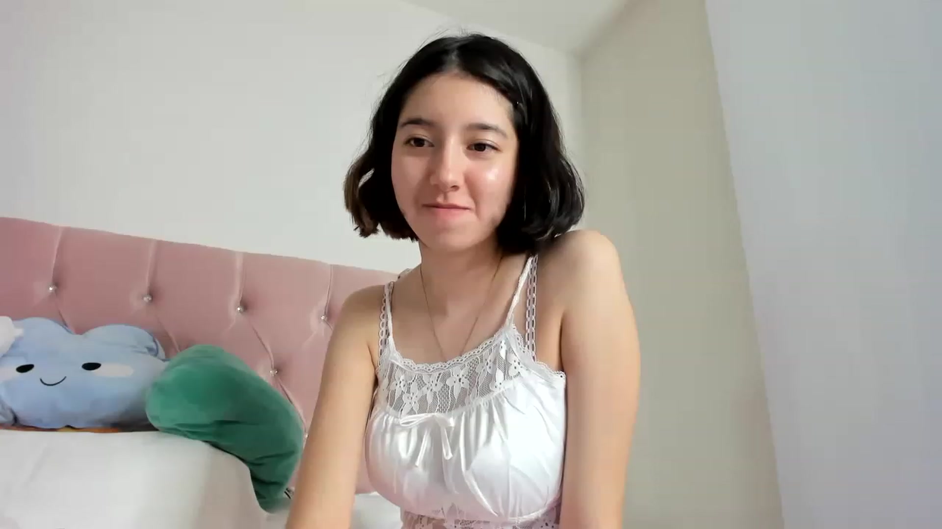 Gallery image thumbnail from Cherrycute666's myfreecams stream on, 05/26/2023, 04:43 image 14 of 20