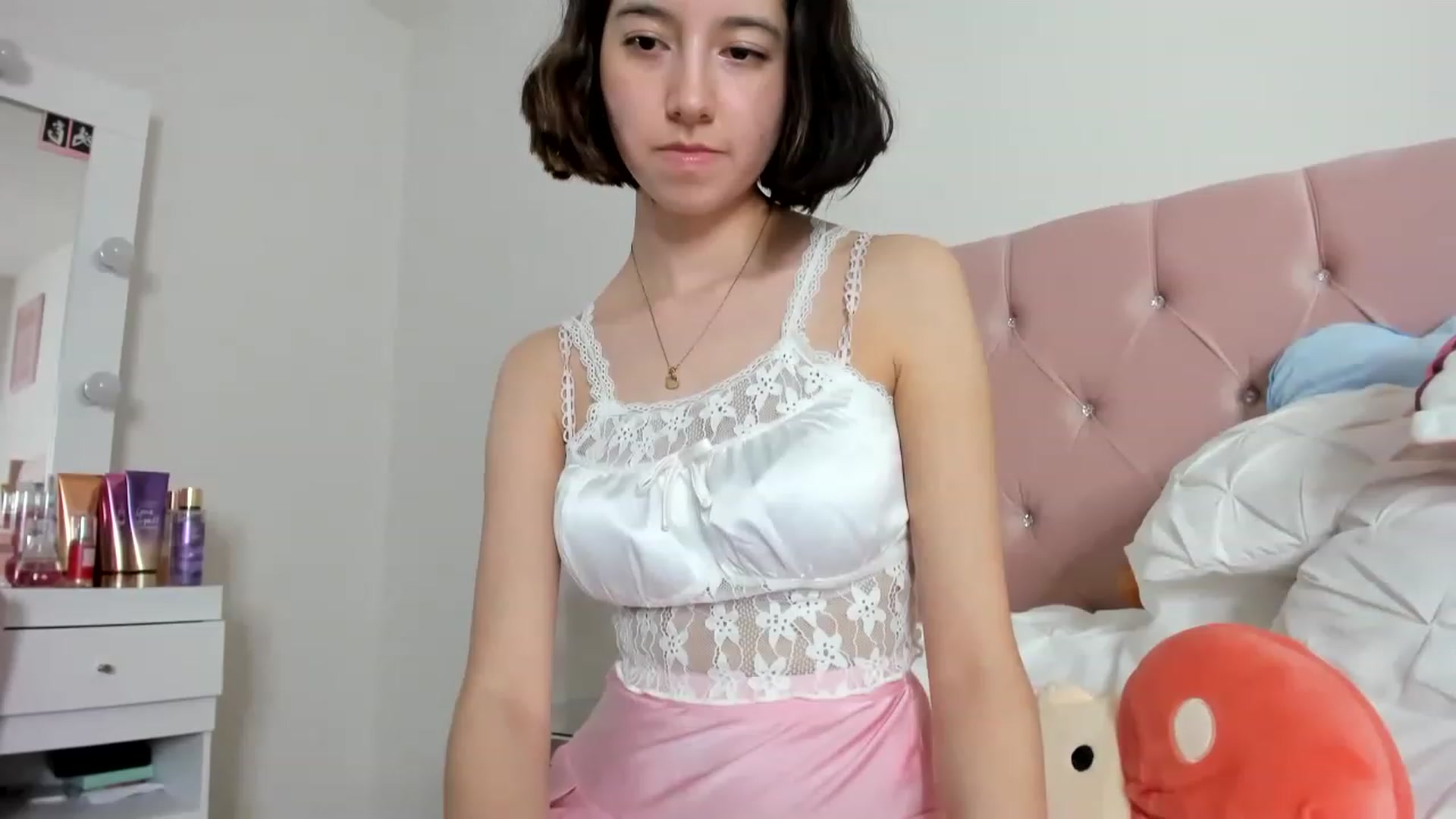 Gallery image thumbnail from Cherrycute666's myfreecams stream on, 05/26/2023, 08:41 image 12 of 20