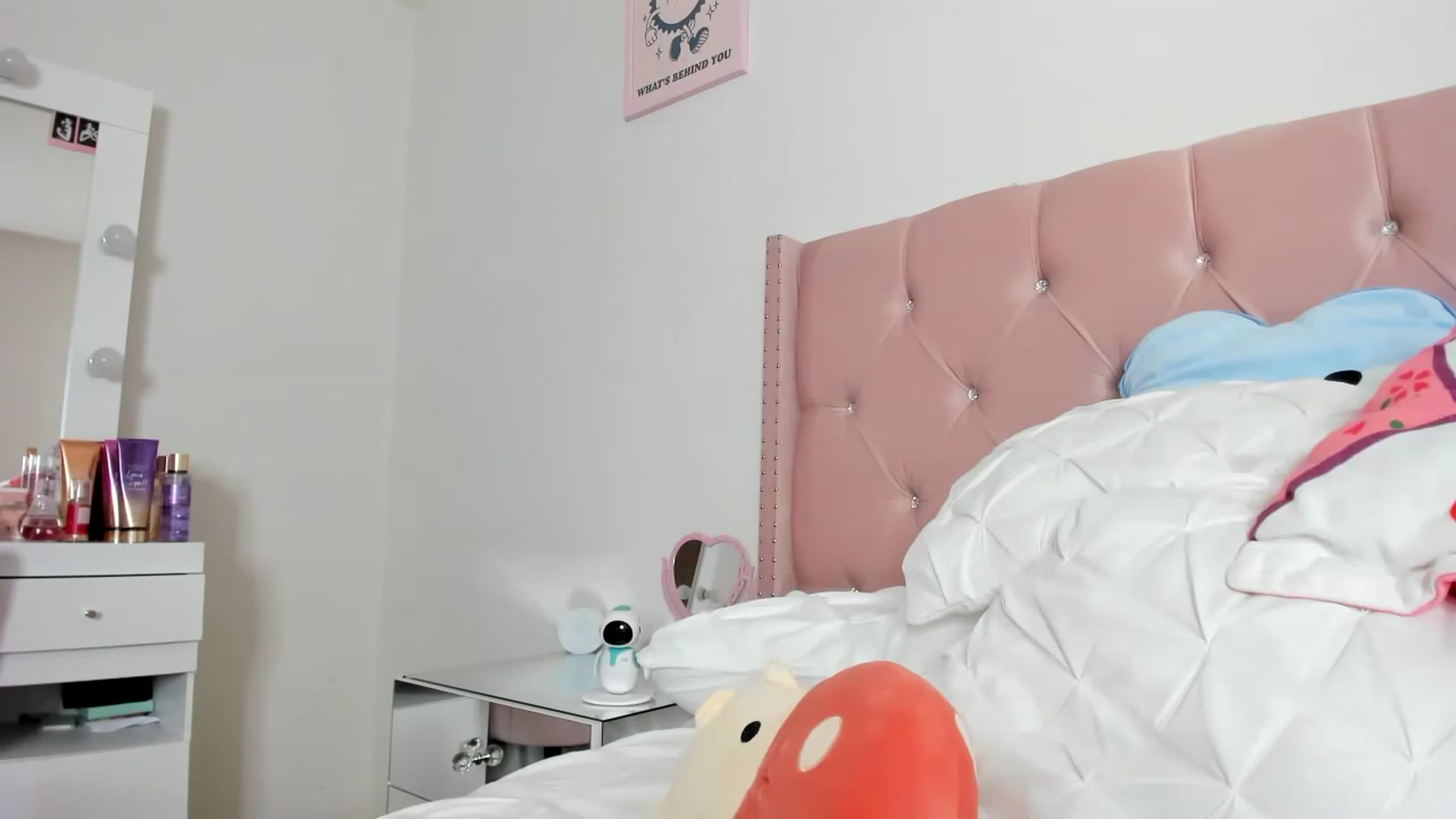 Gallery image thumbnail from Cherrycute666's myfreecams stream on, 05/26/2023, 08:41 image 20 of 20
