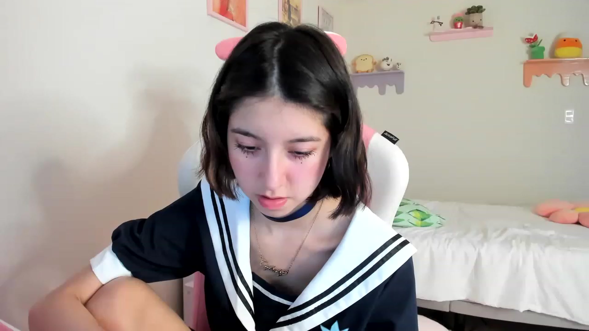 Gallery image thumbnail from Cherrycute666's myfreecams stream on, 05/26/2023, 23:47 image 1 of 20