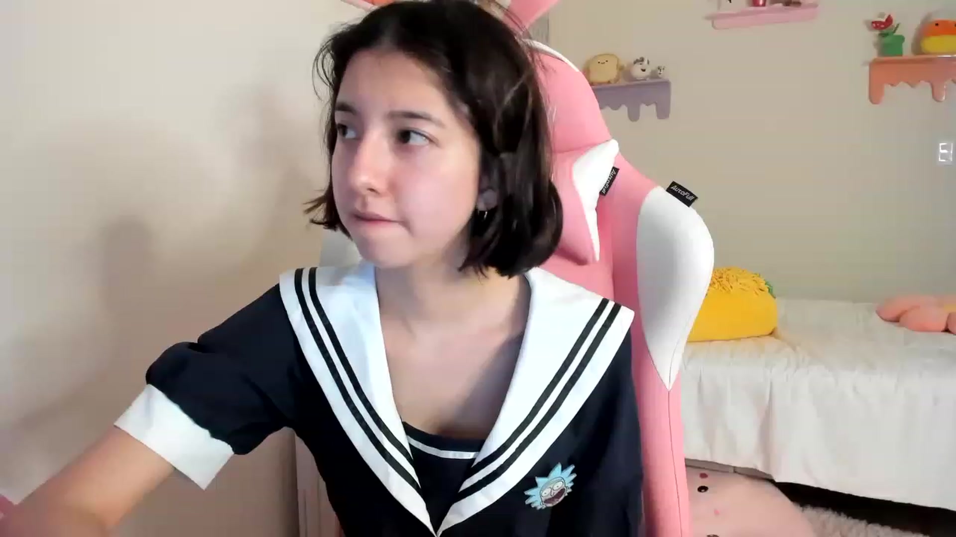 Gallery image thumbnail from Cherrycute666's myfreecams stream on, 05/27/2023, 13:06 image 5 of 20