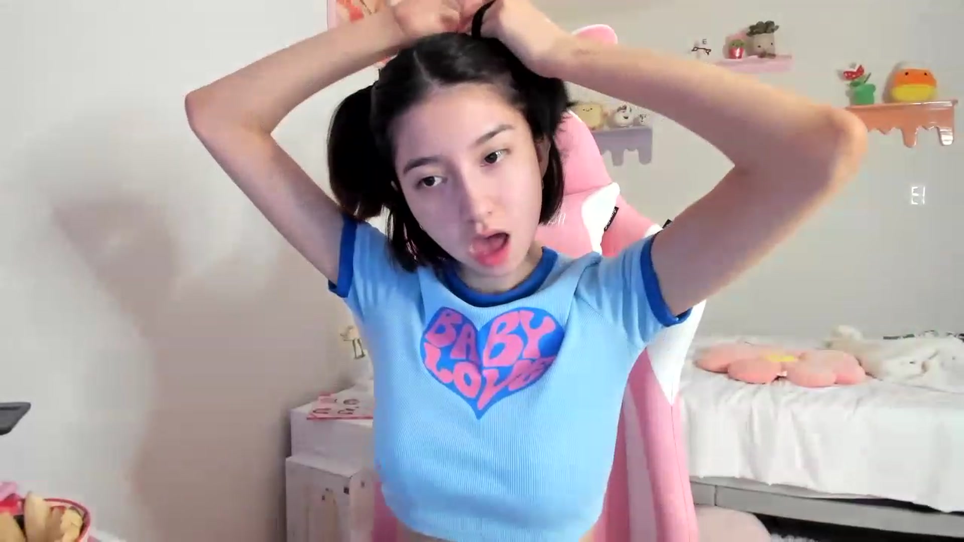Gallery image thumbnail from Cherrycute666's myfreecams stream on, 05/28/2023, 01:55 image 16 of 20