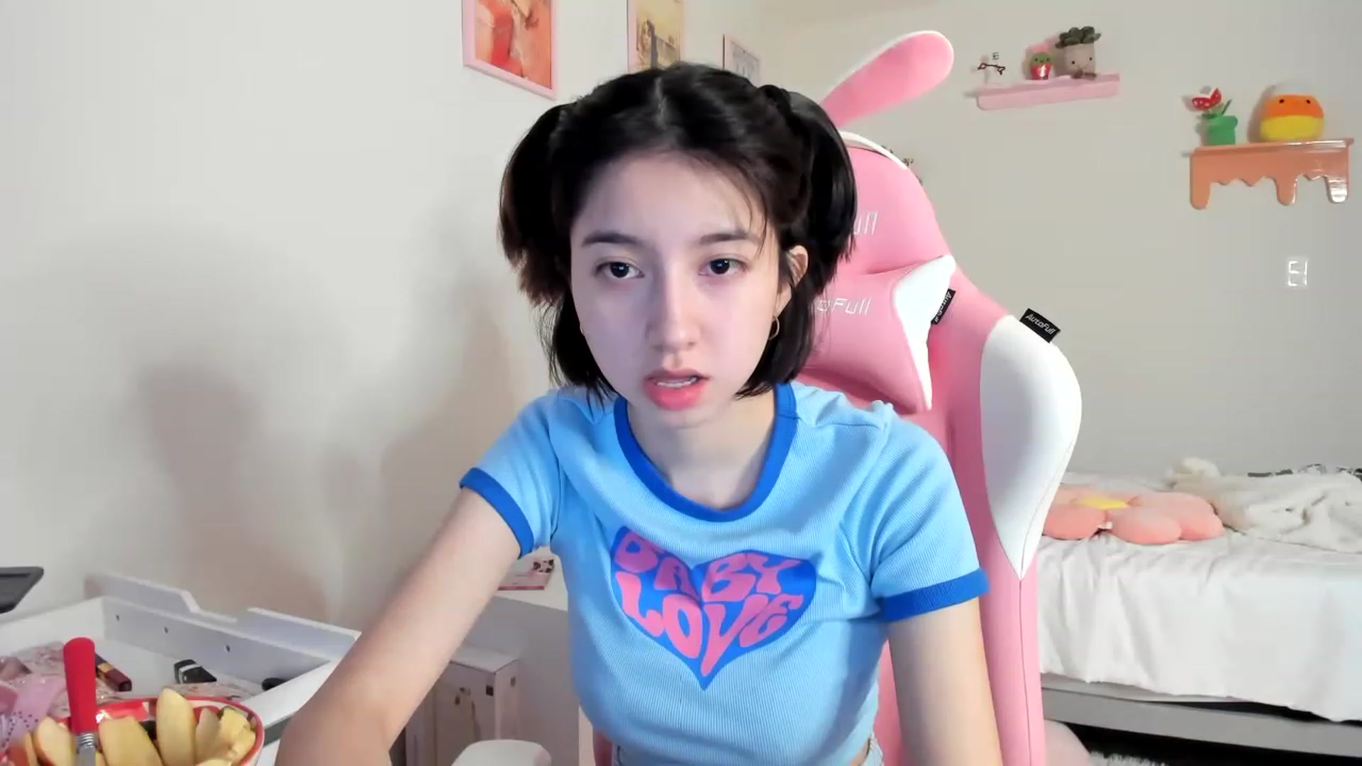 Gallery image thumbnail from Cherrycute666's myfreecams stream on, 05/28/2023, 01:55 image 14 of 20