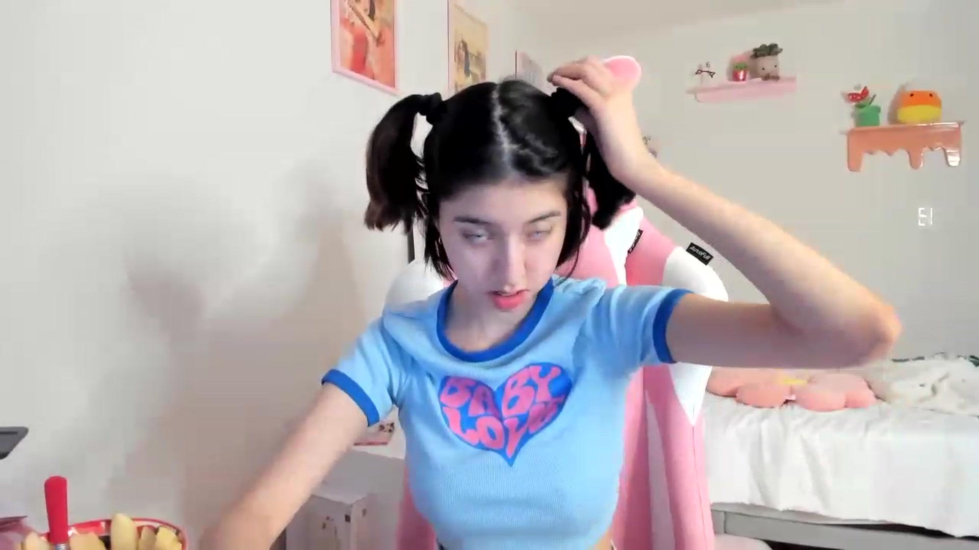 Gallery image thumbnail from Cherrycute666's myfreecams stream on, 05/28/2023, 01:55 image 12 of 20