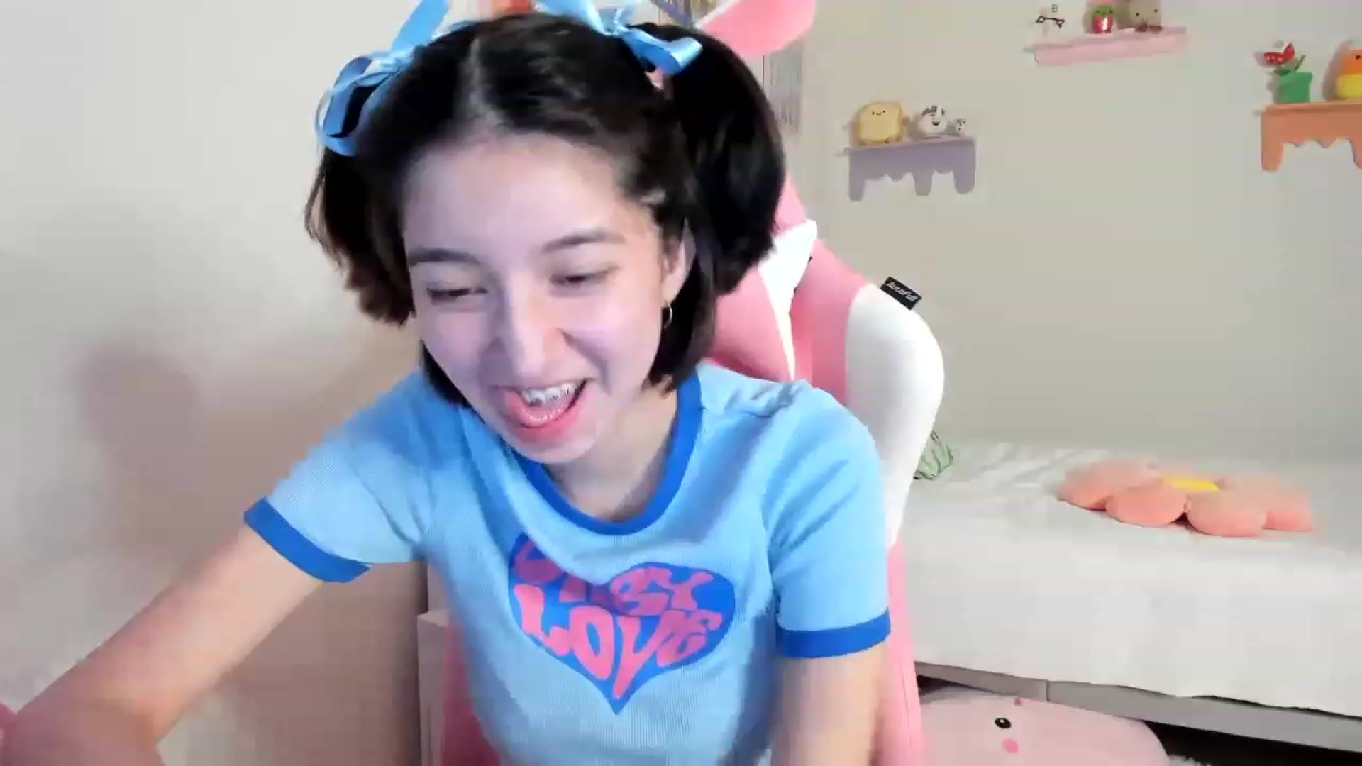 Gallery image thumbnail from Cherrycute666's myfreecams stream on, 05/28/2023, 04:00 image 1 of 20
