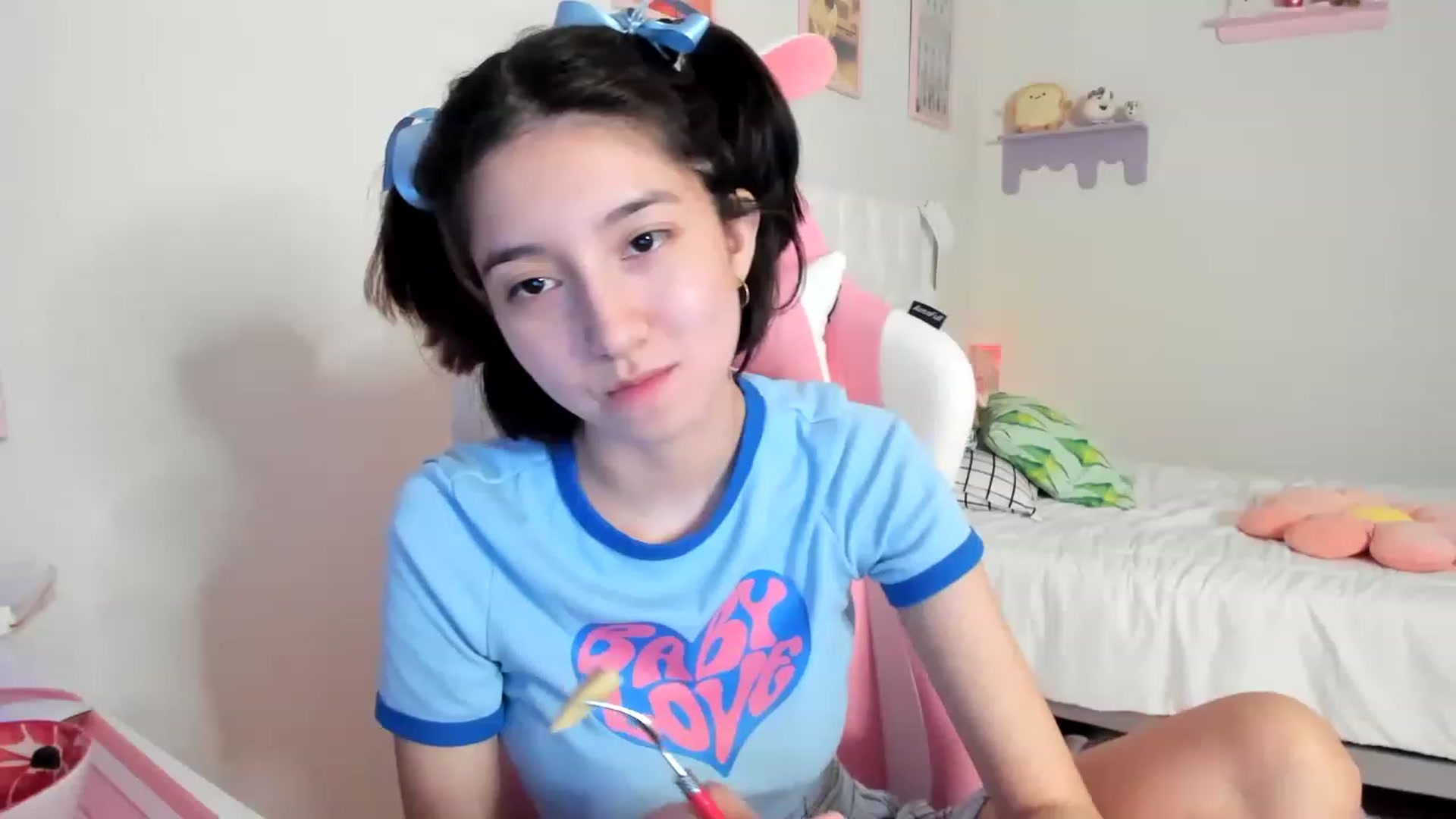 Gallery image thumbnail from Cherrycute666's myfreecams stream on, 05/28/2023, 04:00 image 14 of 20