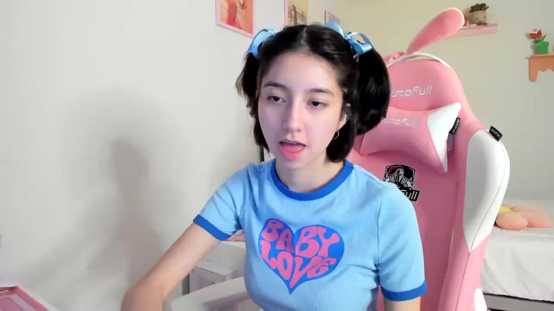 Gallery image thumbnail from Cherrycute666's myfreecams stream on, 05/28/2023, 04:00 image 18 of 20