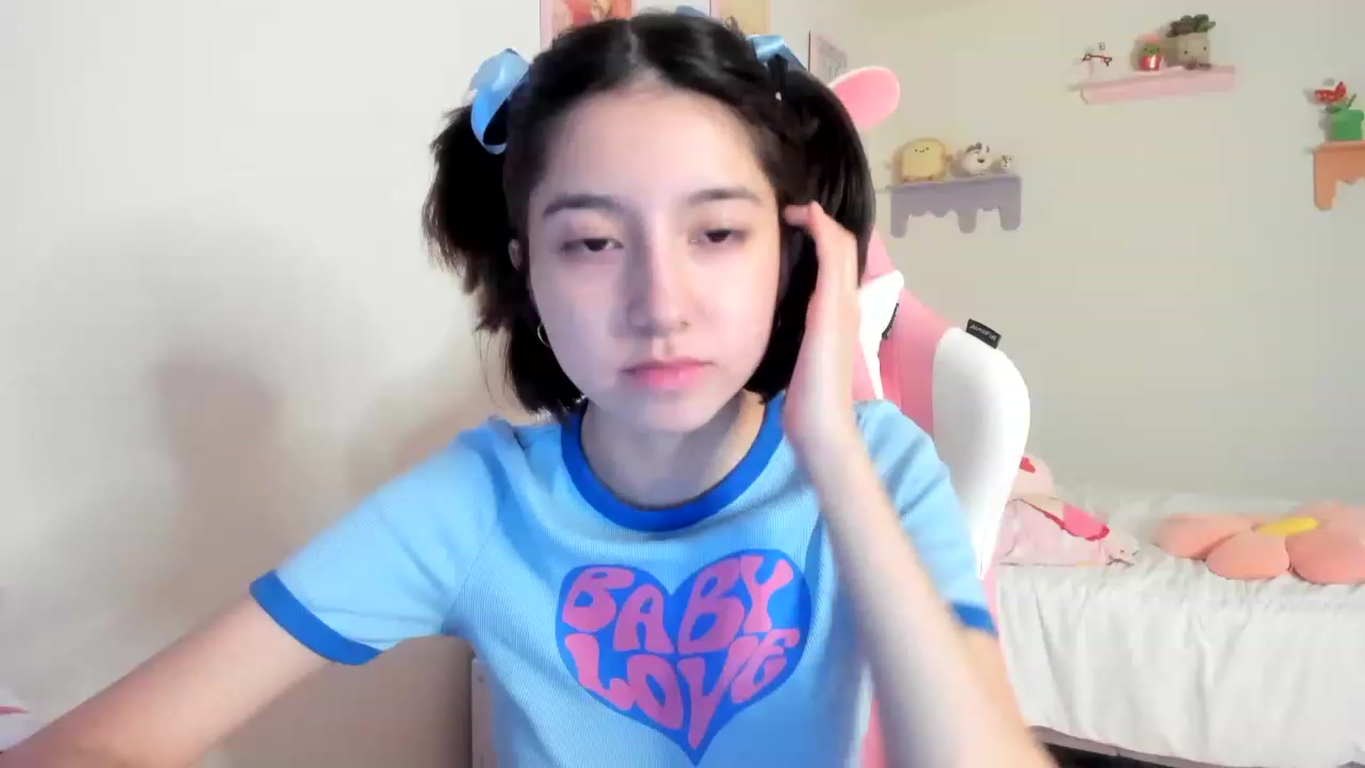 Gallery image thumbnail from Cherrycute666's myfreecams stream on, 05/28/2023, 06:35 image 13 of 20