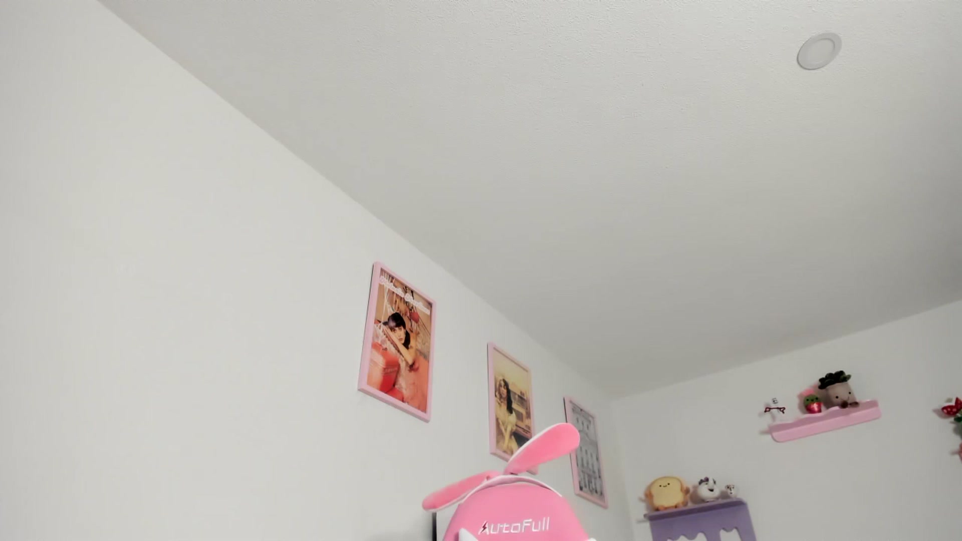Gallery image thumbnail from Cherrycute666's myfreecams stream on, 05/28/2023, 08:19 image 8 of 20