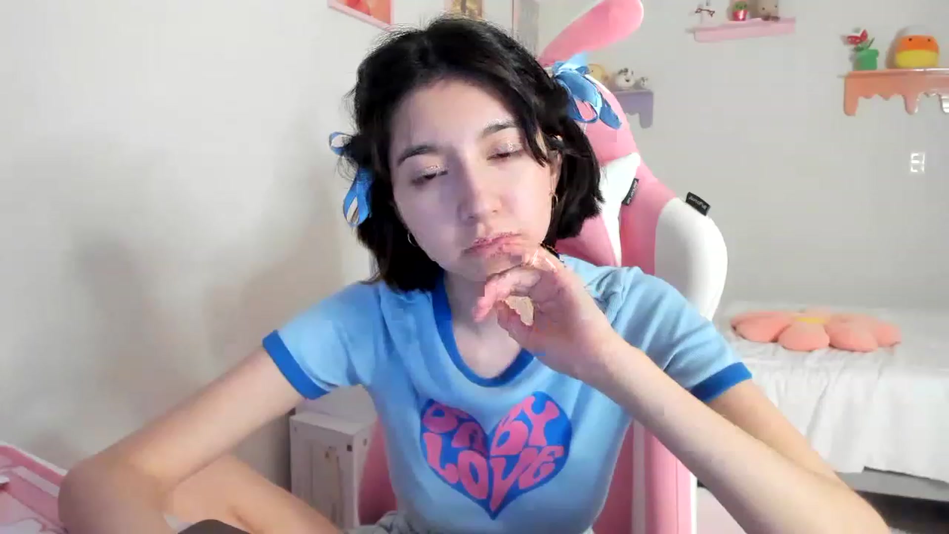 Gallery image thumbnail from Cherrycute666's myfreecams stream on, 05/28/2023, 12:55 image 19 of 20