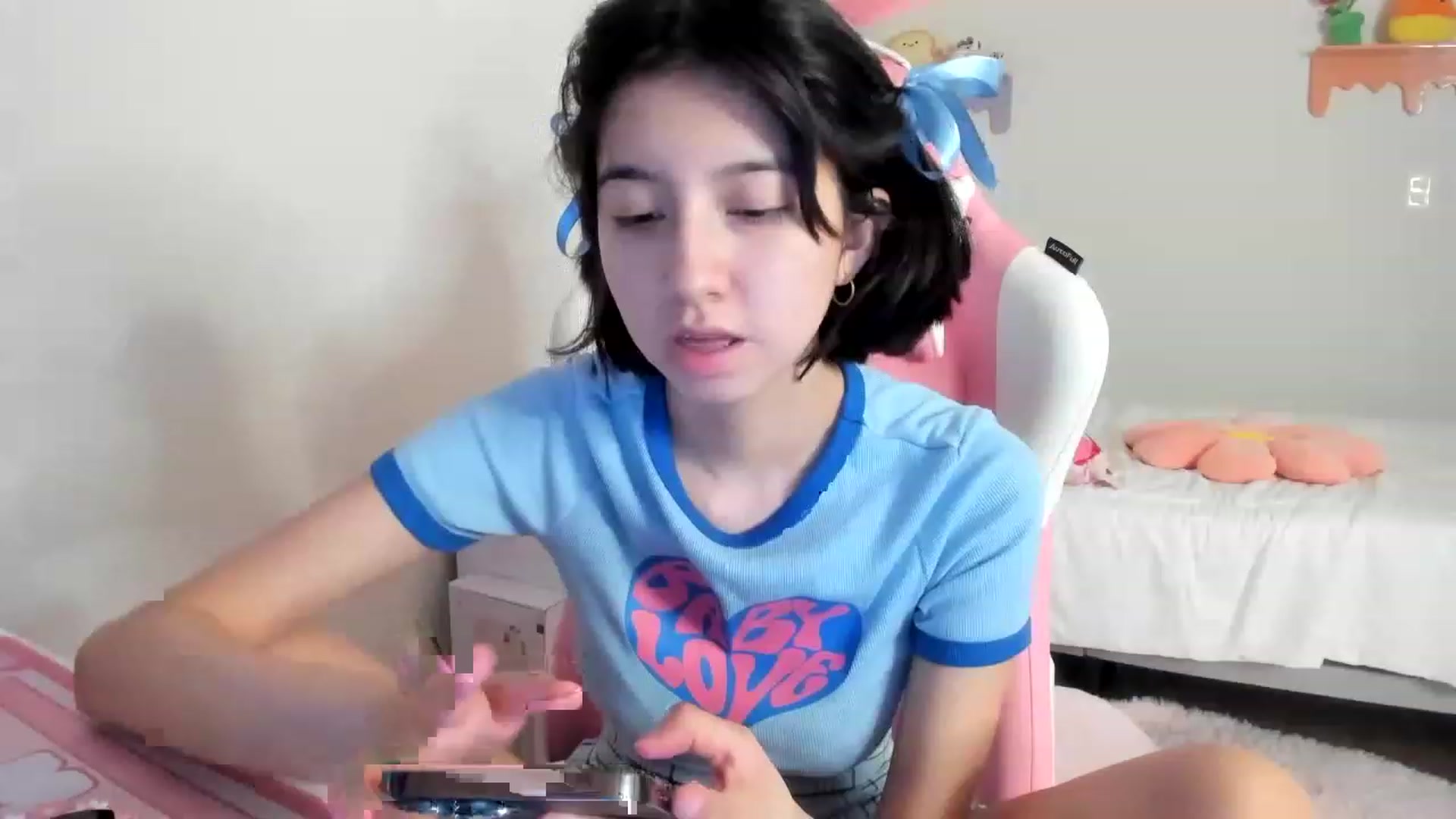 Gallery image thumbnail from Cherrycute666's myfreecams stream on, 05/28/2023, 12:55 image 18 of 20