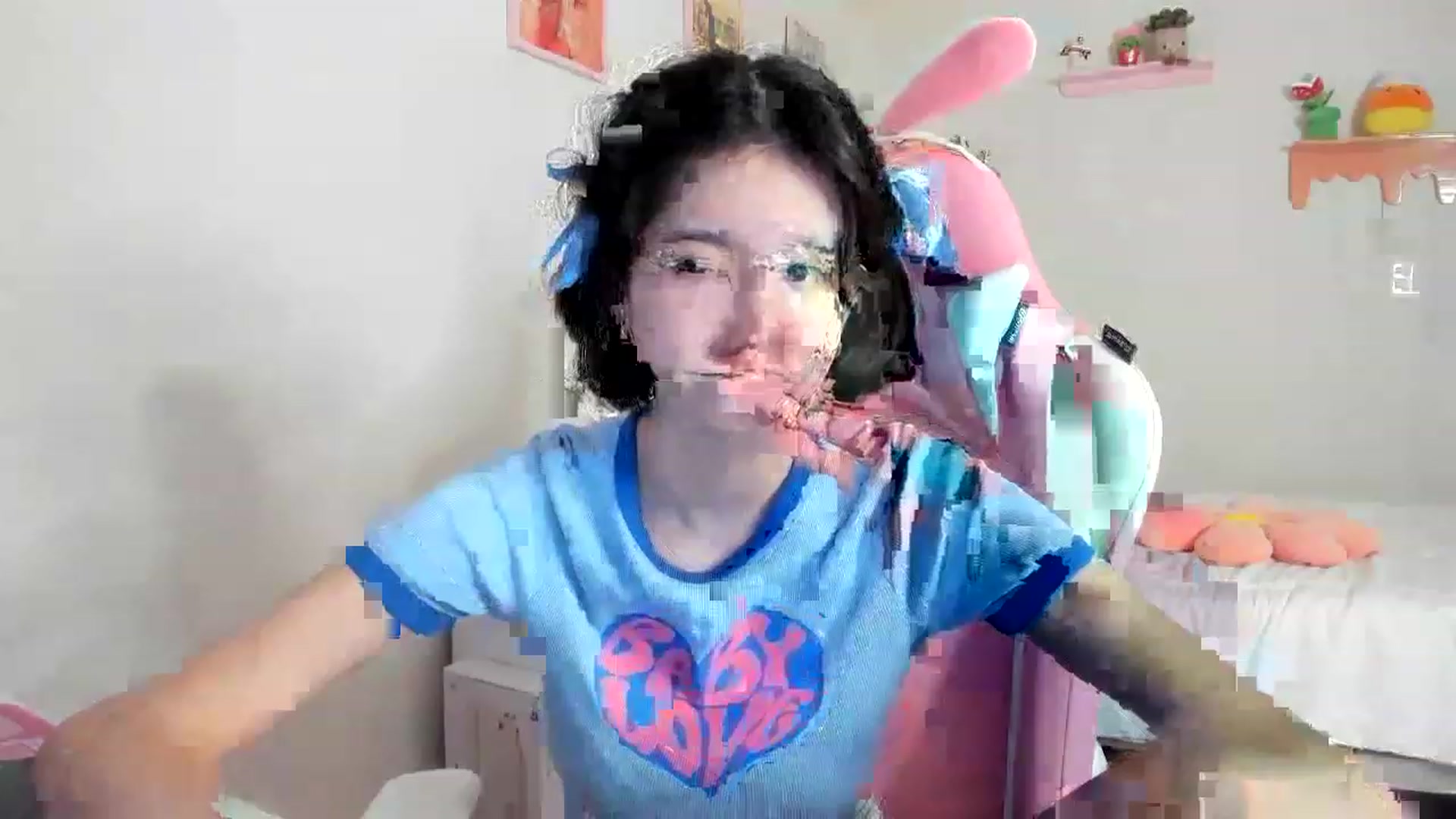 Gallery image thumbnail from Cherrycute666's myfreecams stream on, 05/28/2023, 12:55 image 16 of 20