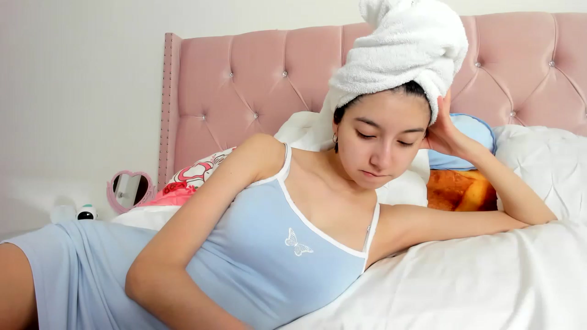 Gallery image thumbnail from Cherrycute666's myfreecams stream on, 05/28/2023, 14:22 image 12 of 20
