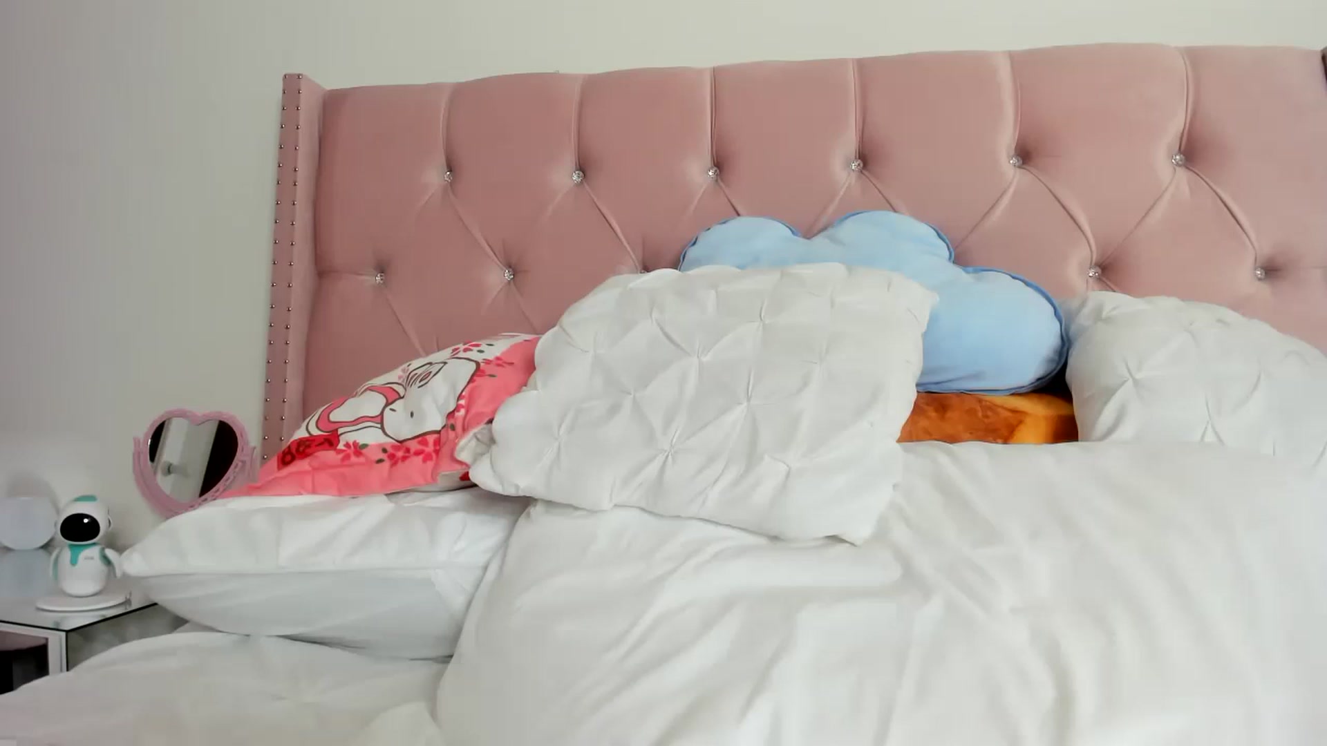Gallery image thumbnail from Cherrycute666's myfreecams stream on, 05/28/2023, 14:22 image 18 of 20
