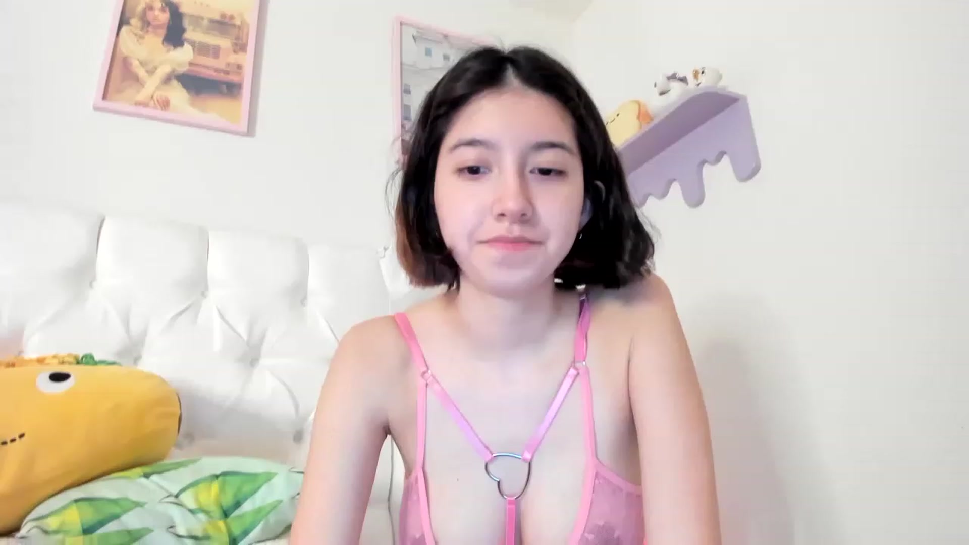 Gallery image thumbnail from Cherrycute666's myfreecams stream on, 05/30/2023, 10:00 image 8 of 20