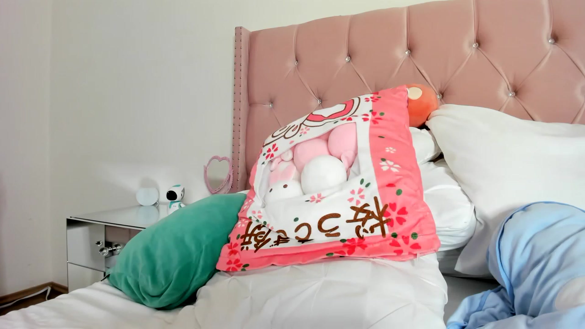 Gallery image thumbnail from Cherrycute666's myfreecams stream on, 05/31/2023, 09:37 image 19 of 20