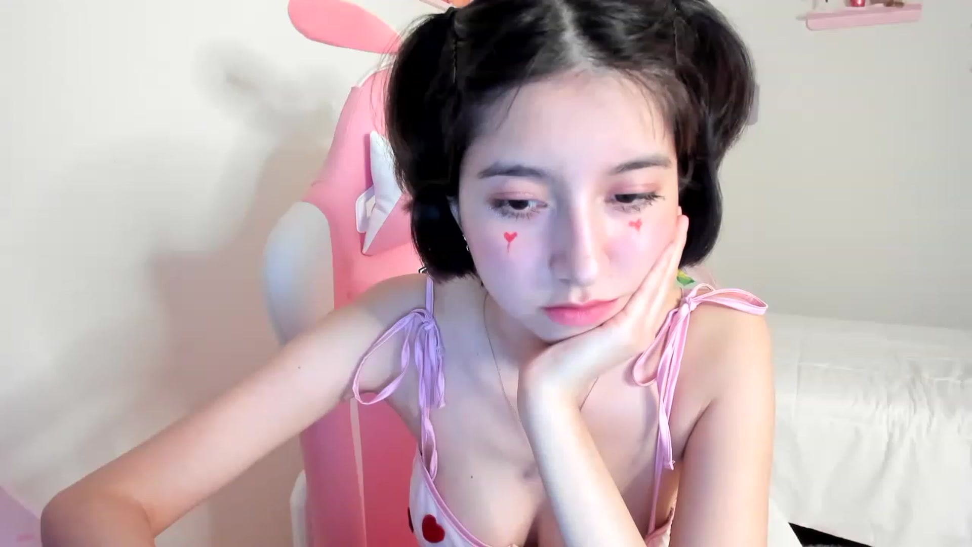 Gallery image thumbnail from Cherrycute666's myfreecams stream on, 06/01/2023, 04:26 image 9 of 20