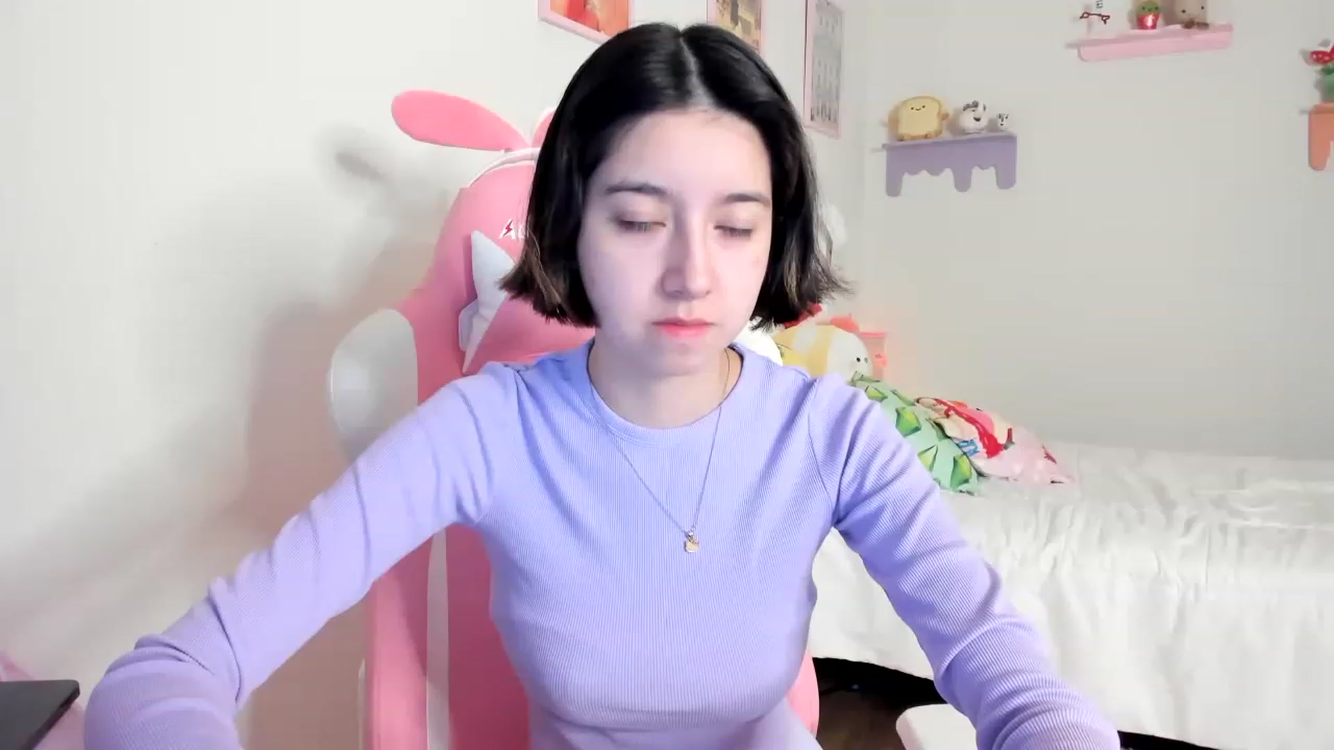 Gallery image thumbnail from Cherrycute666's myfreecams stream on, 06/01/2023, 10:32 image 11 of 20
