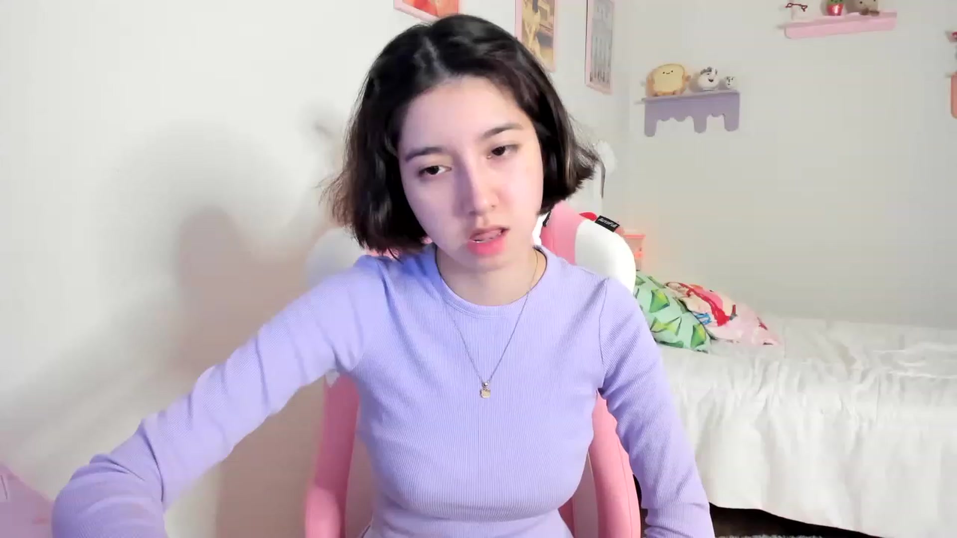 Gallery image thumbnail from Cherrycute666's myfreecams stream on, 06/01/2023, 10:32 image 15 of 20