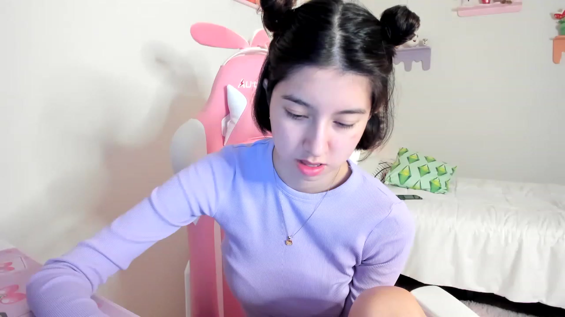Gallery image thumbnail from Cherrycute666's myfreecams stream on, 06/01/2023, 11:40 image 13 of 20