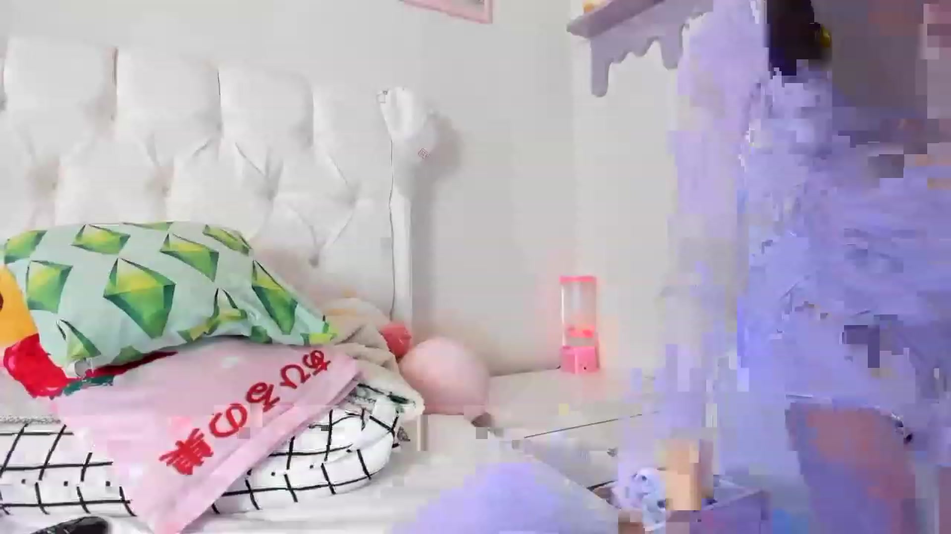Gallery image thumbnail from Cherrycute666's myfreecams stream on, 06/01/2023, 14:33 image 6 of 20