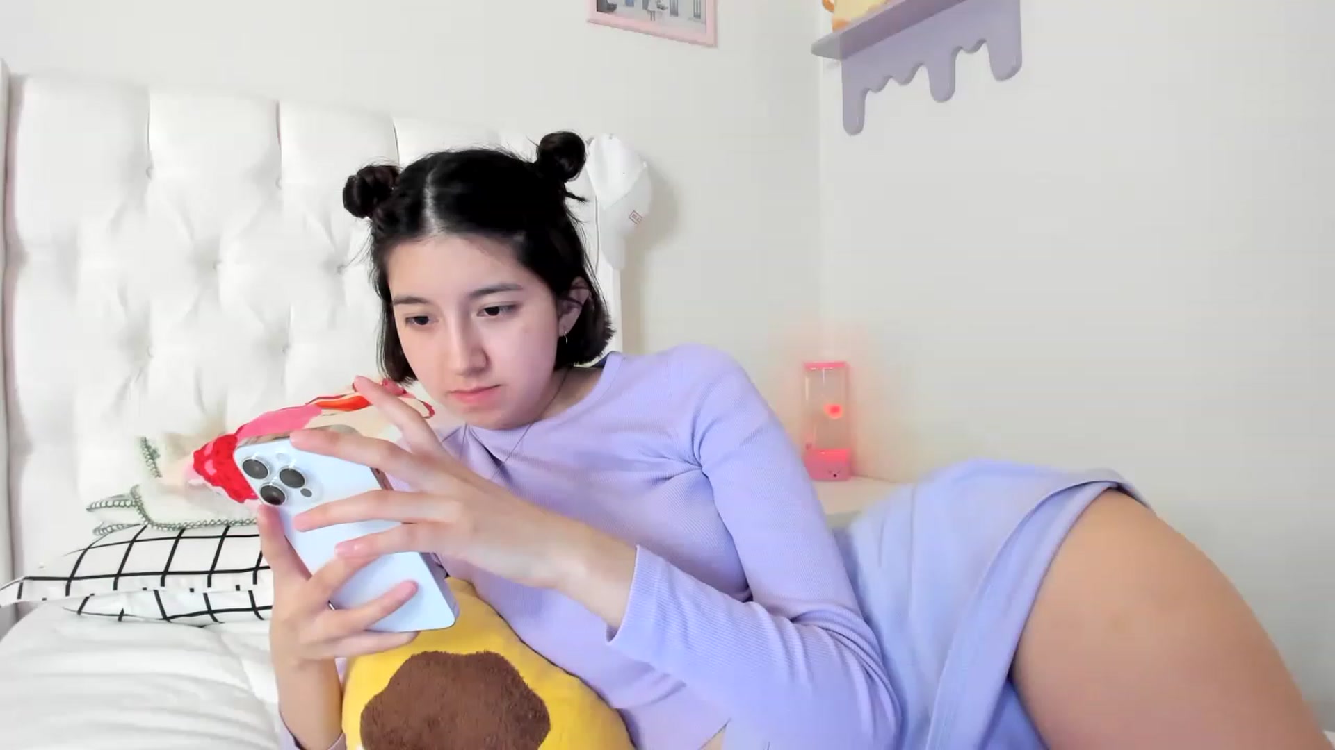 Gallery image thumbnail from Cherrycute666's myfreecams stream on, 06/01/2023, 16:13 image 11 of 20