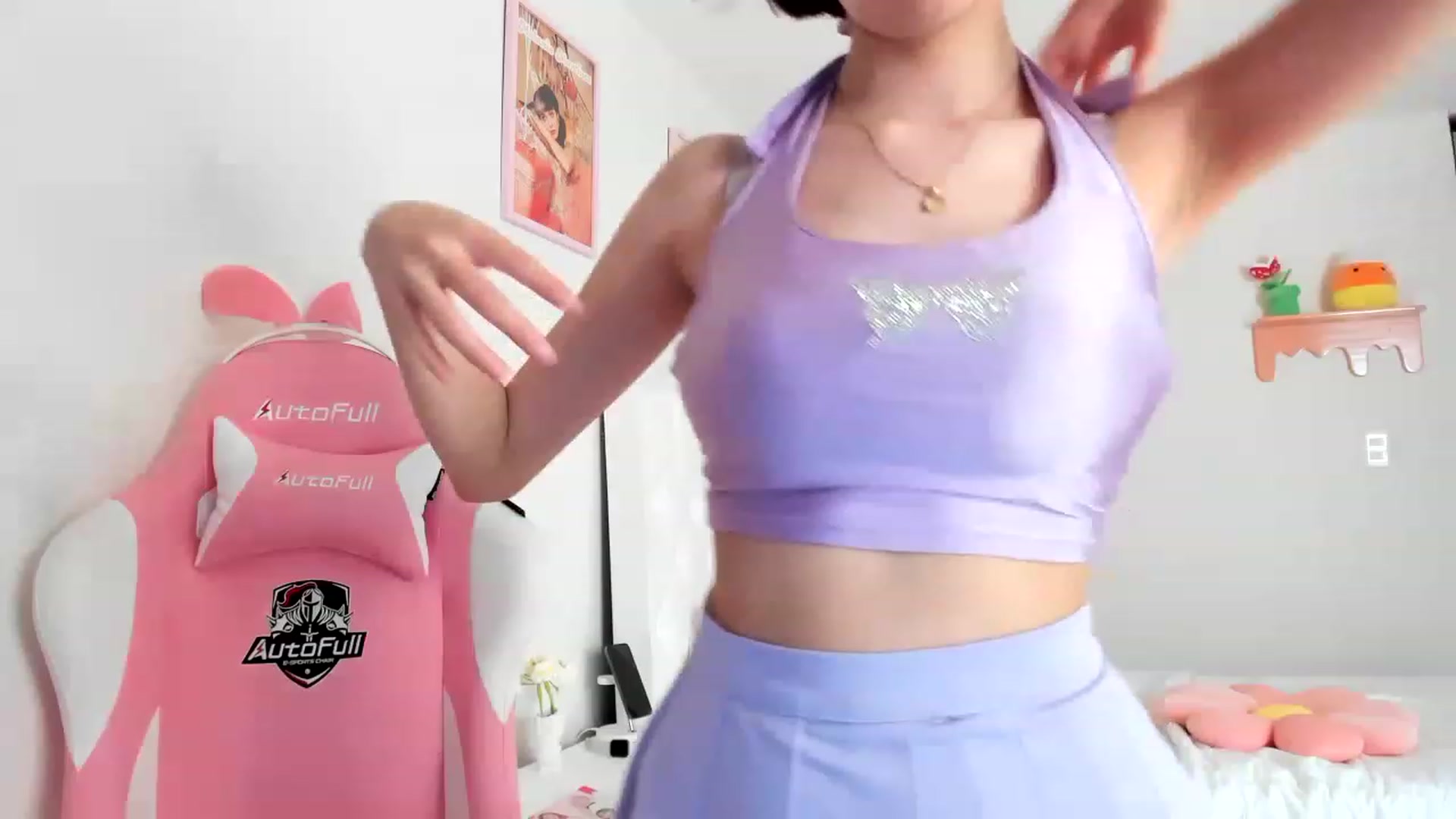 Gallery image thumbnail from Cherrycute666's myfreecams stream on, 06/01/2023, 19:36 image 5 of 20