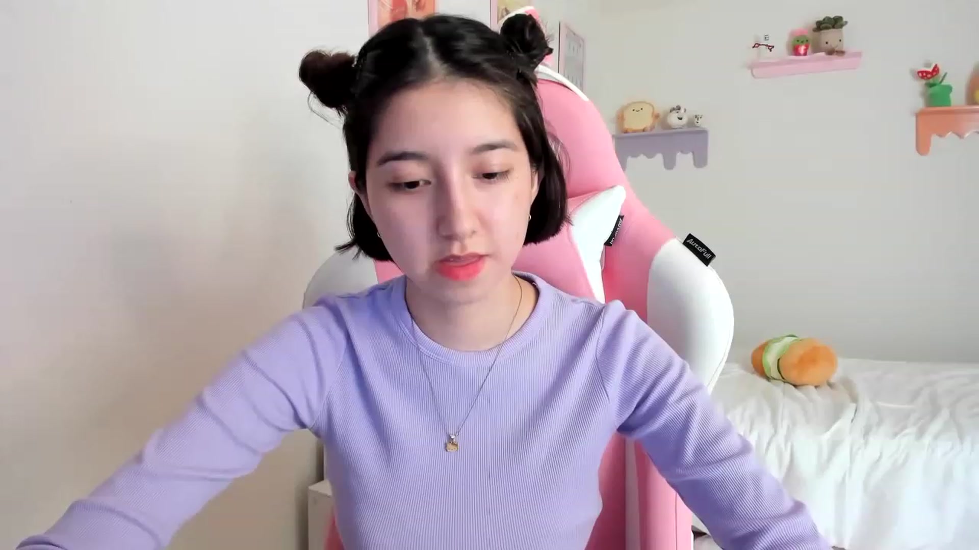 Gallery image thumbnail from Cherrycute666's myfreecams stream on, 06/01/2023, 22:28 image 10 of 20