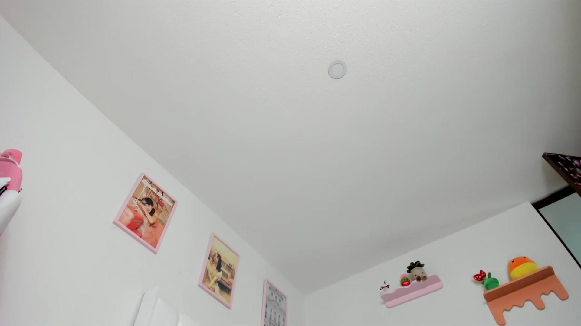 Gallery image thumbnail from Cherrycute666's myfreecams stream on, 06/01/2023, 23:13 image 14 of 20